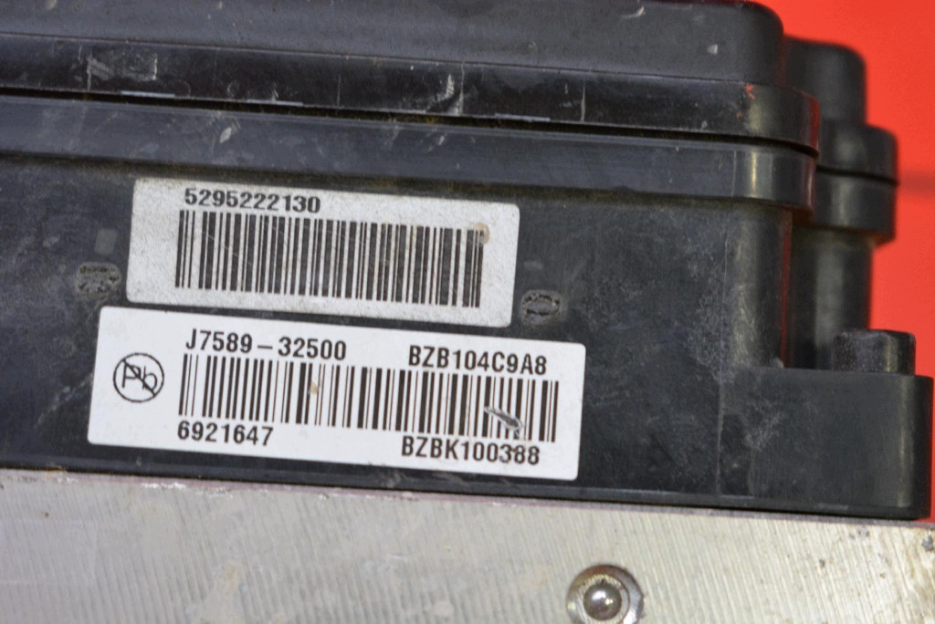 Pompa ABS 58910-J7240 J7589-22500 KIA CEED 3 III 1.6 CRDI 116 KM 18-21
