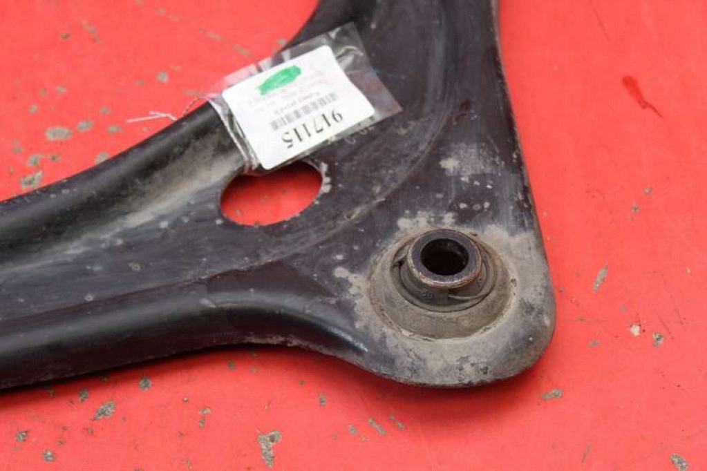 arm left front CITROEN C4 CACTUS 1.2 VTi 82 KM 14-17