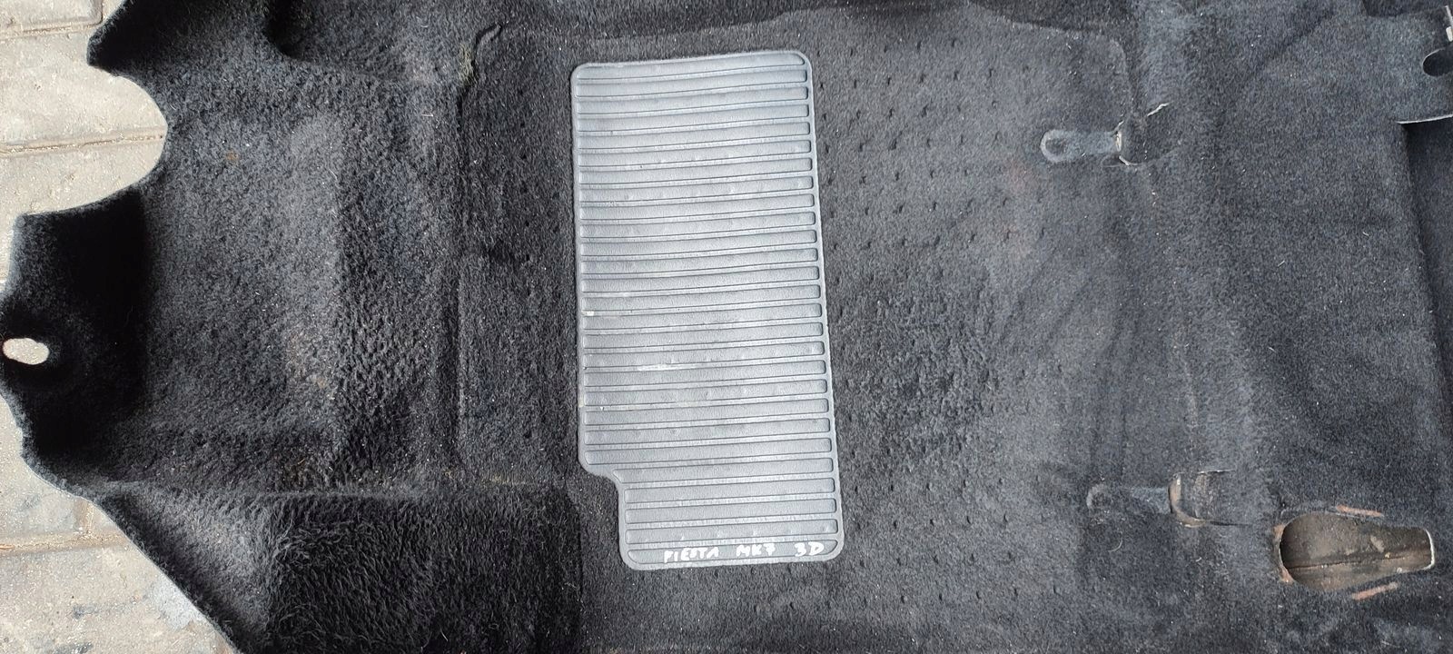 mats floor Ford Fiesta MK7 3D H9