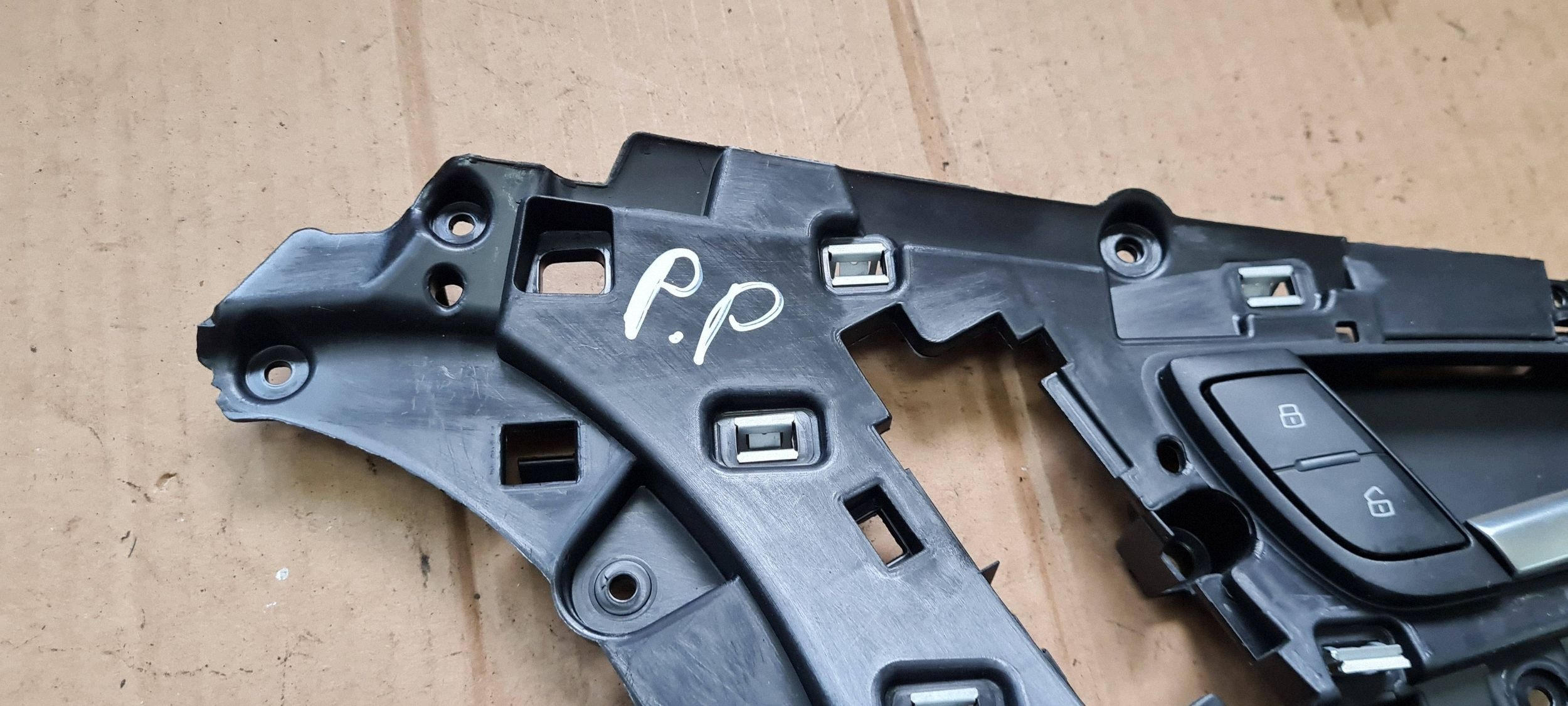 A7 4G handle door WEWNETRZA right right front 4G8837020A
