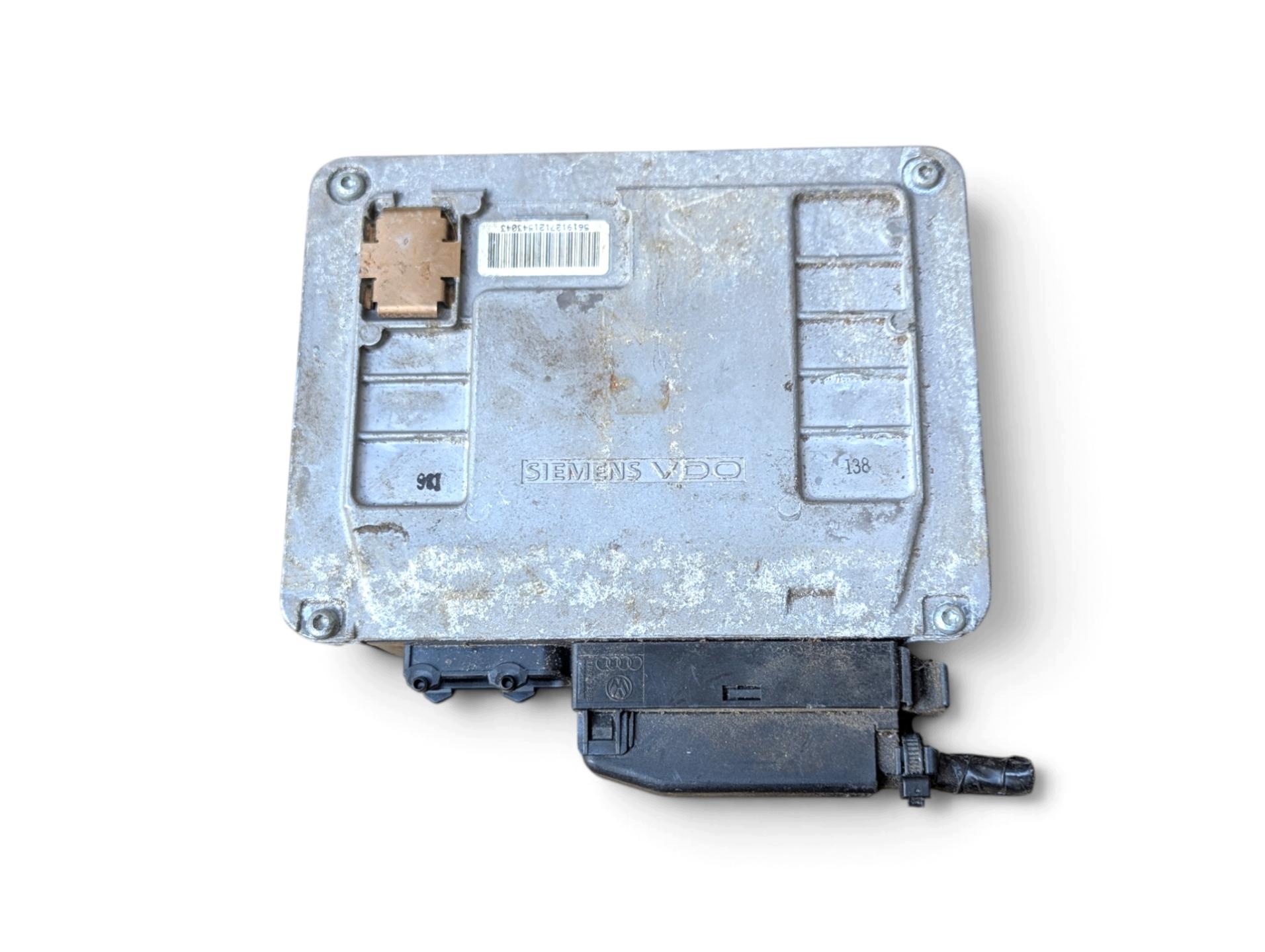unité de commande électronique uce moteur Volkswagen Fox 2 5Z 2009 03D906023B