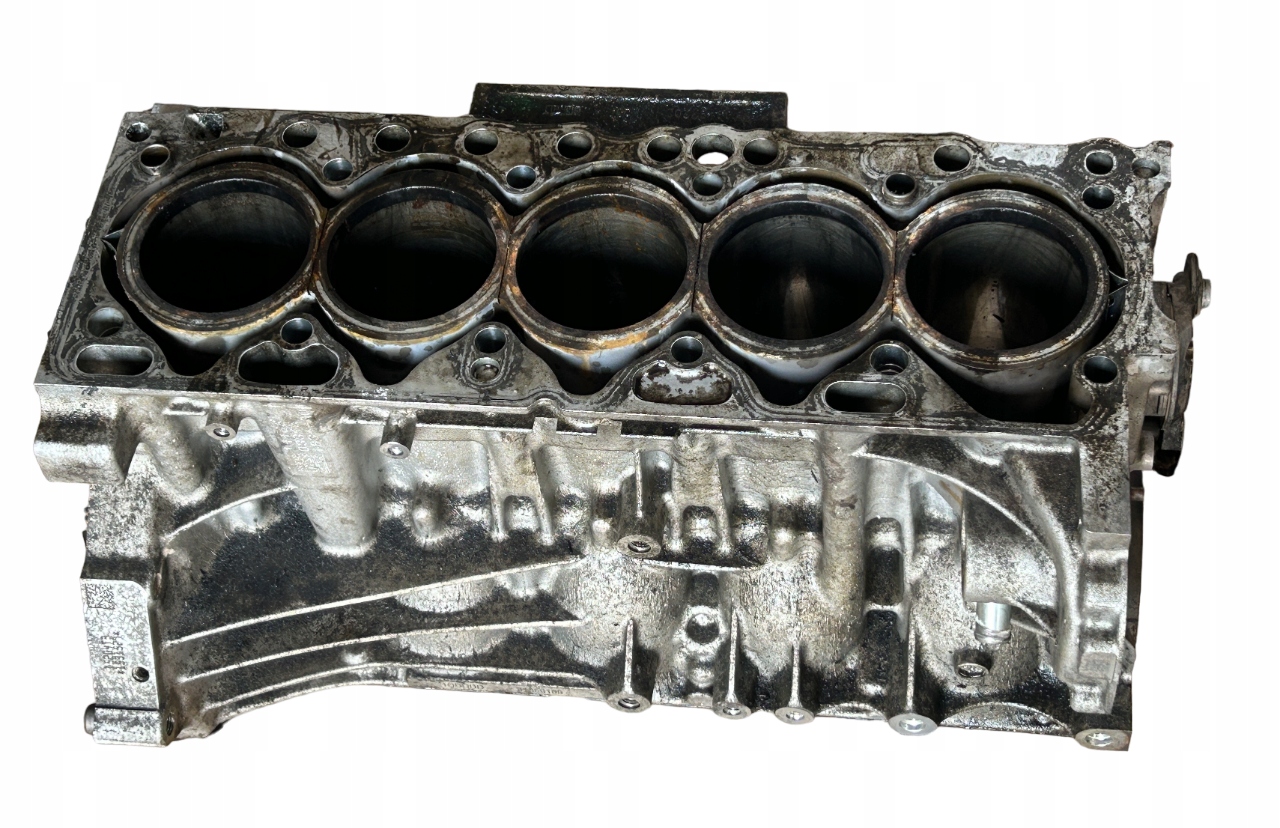 BLOK SILNIKA VOLVO V60 I LIFT 2.0D D4 D5204T3