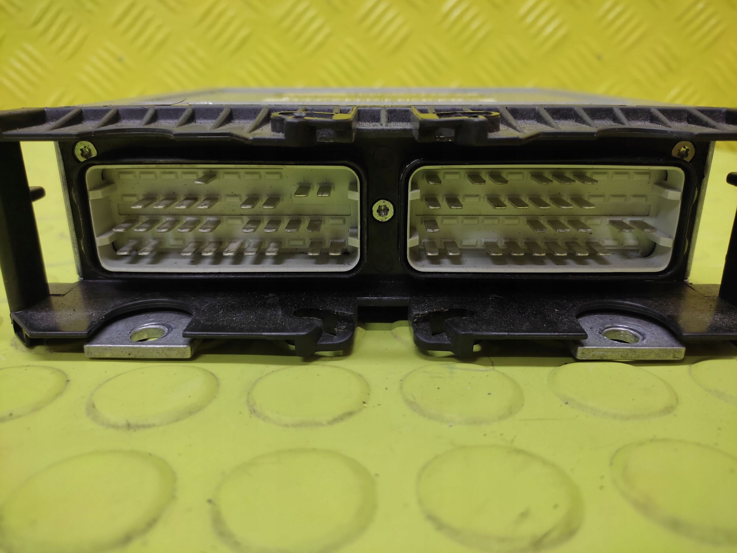 MERCEDES E-KLASA control unit of the engine 0245451832