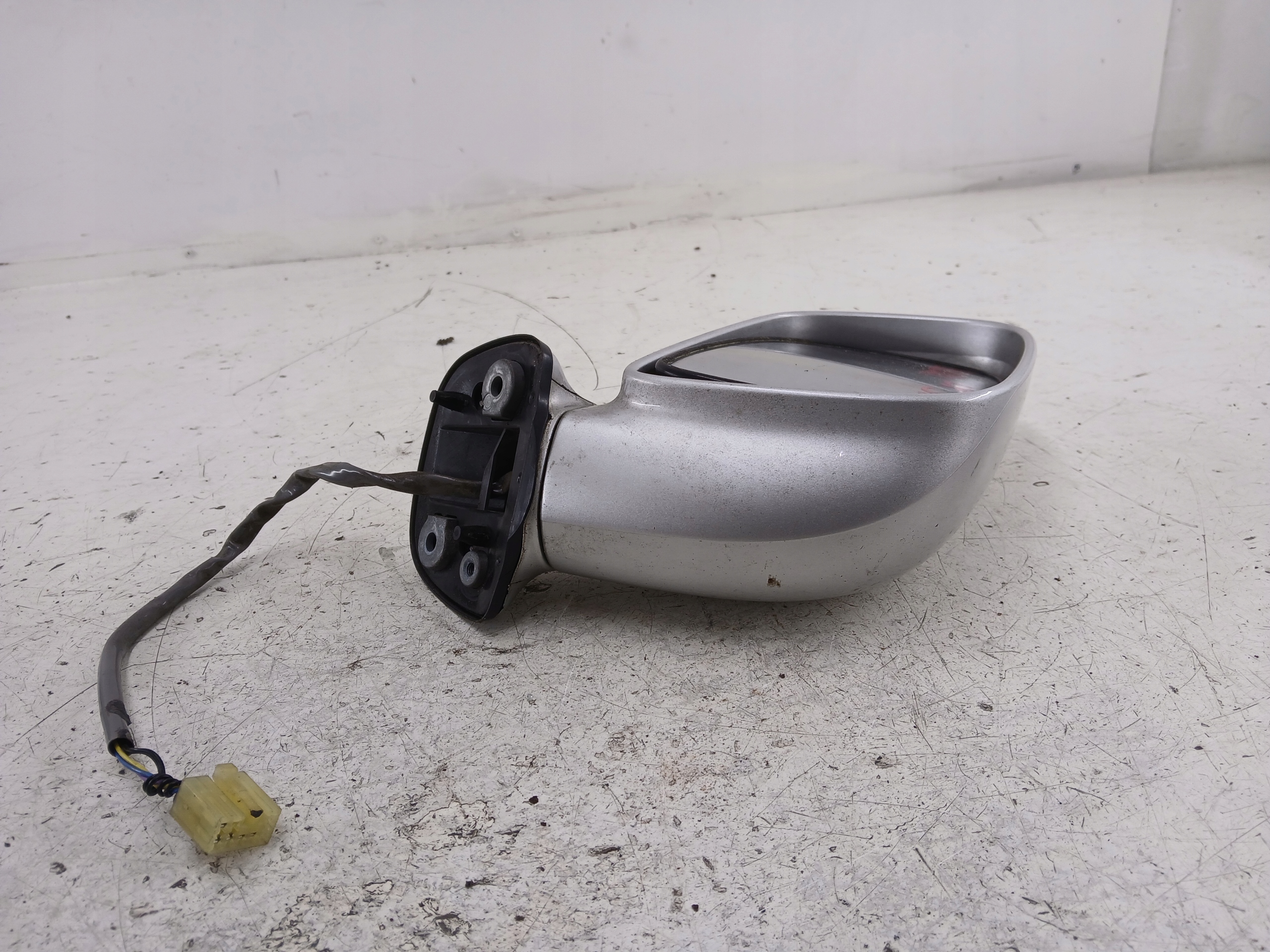 SUZUKI LIANA and mirror left 5 PIN silver