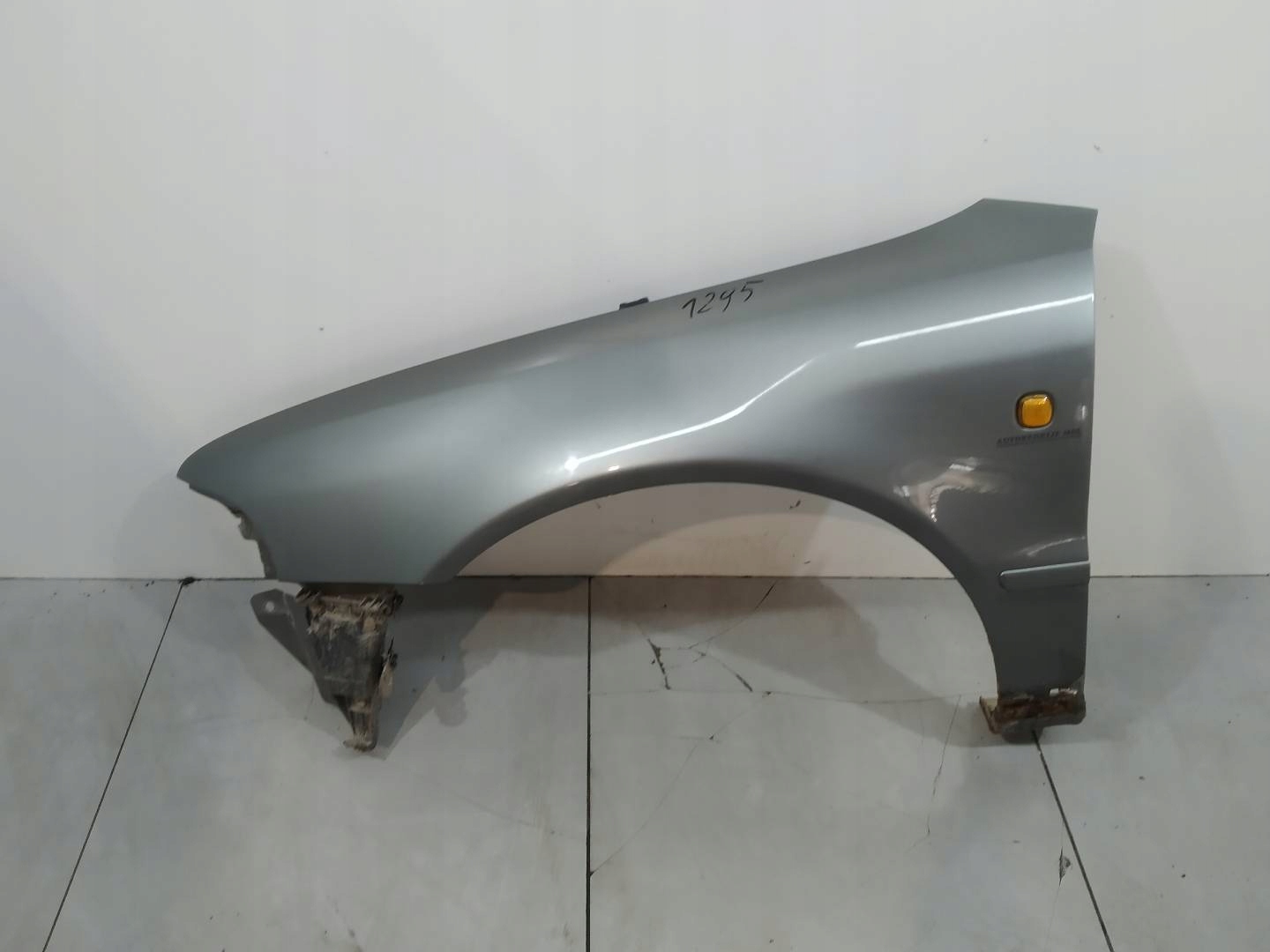 blatník levý předek před LIFT Audi A4 a (1994-2001) B5