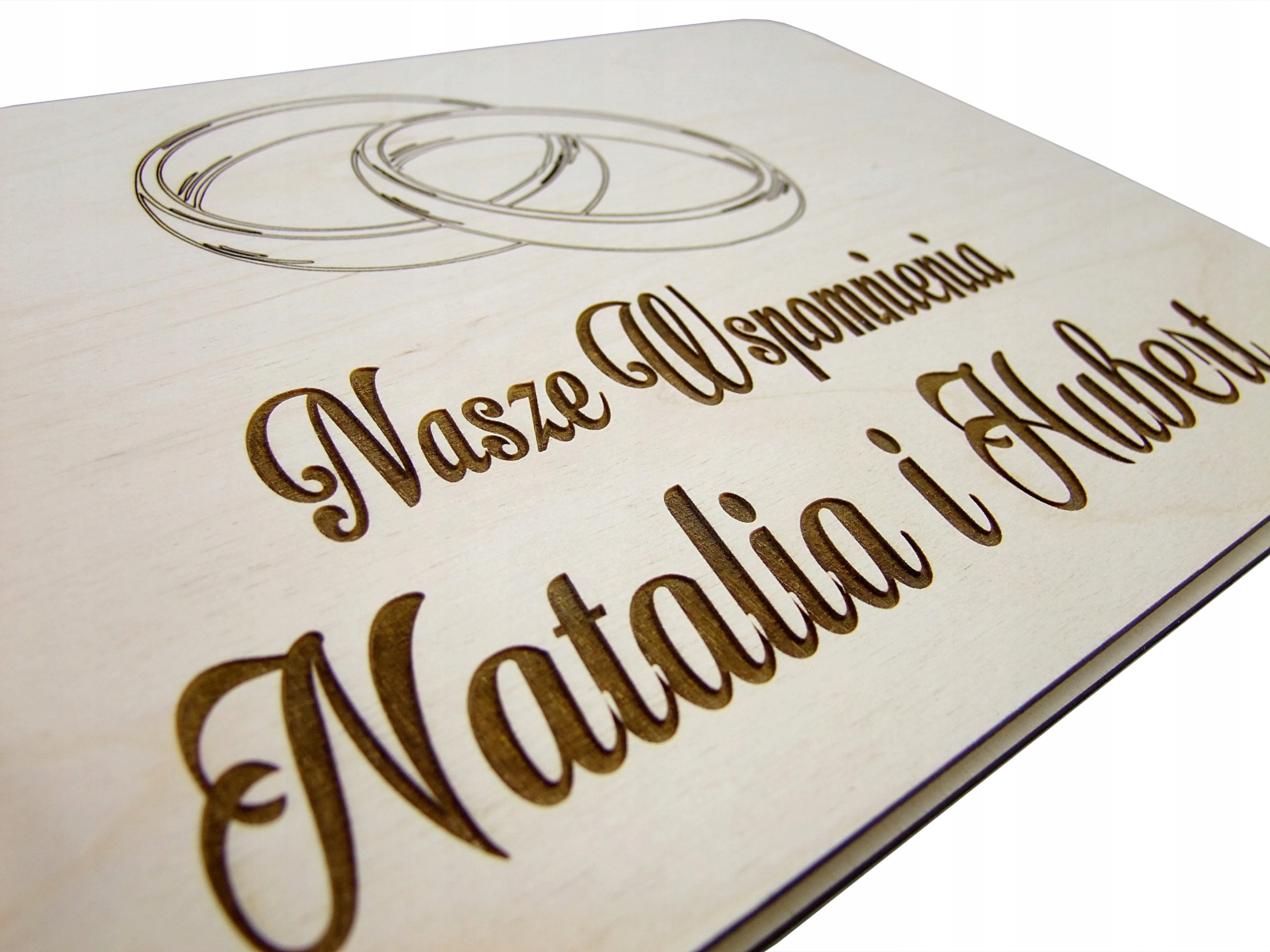 

Drewniany Album Weselny A4 Pamiątka Ślubu Grawer