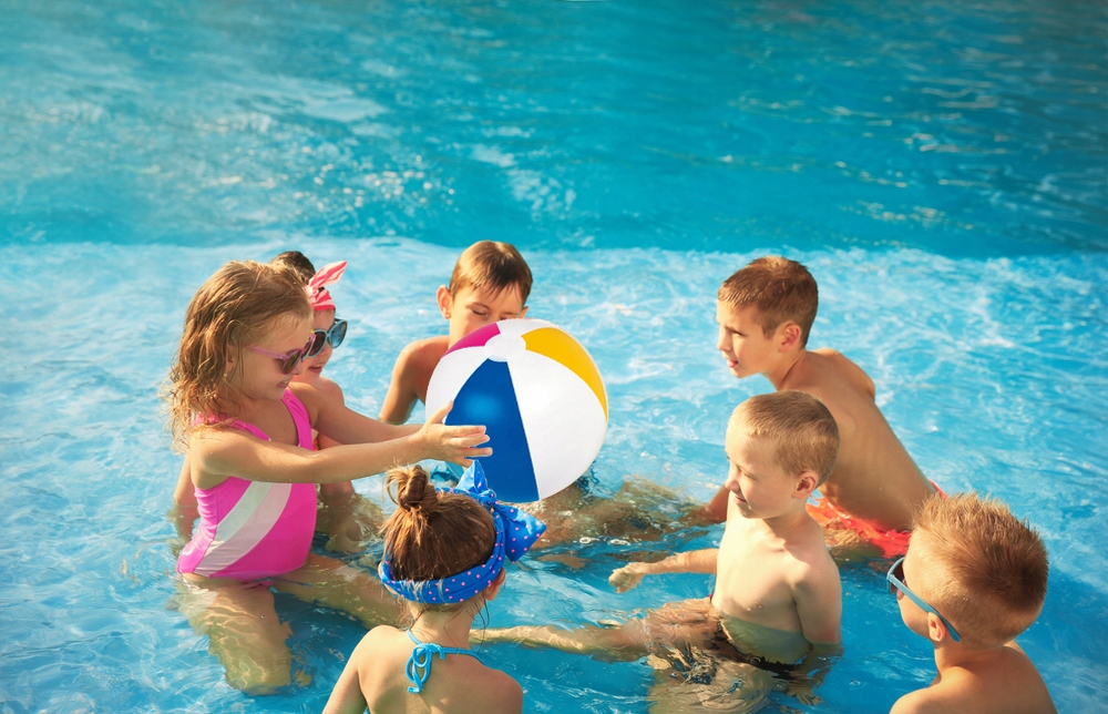 KLASYCZNA PIŁKA PLAŻOWA 40 CM DMUCHANA KULA NA BASEN Marka Jilong