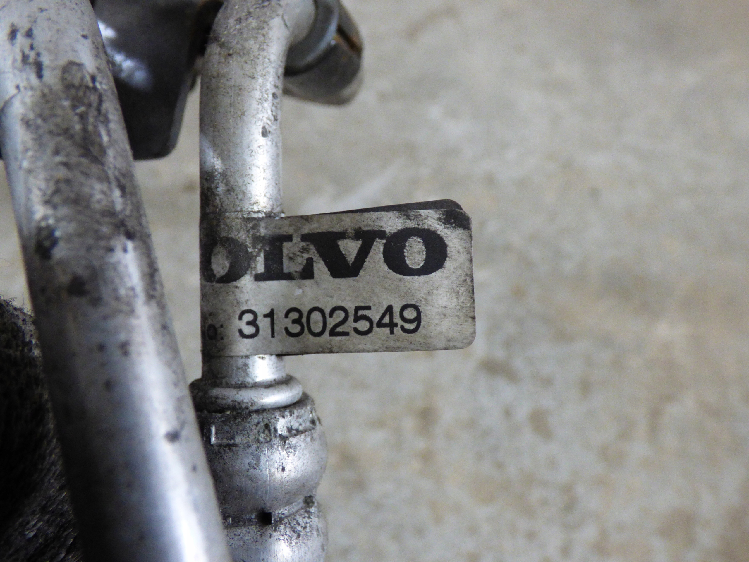 Radiatore / Raffreddatore ukladu SERVOSTERZO BDB VOLVO S60 II 2.0T