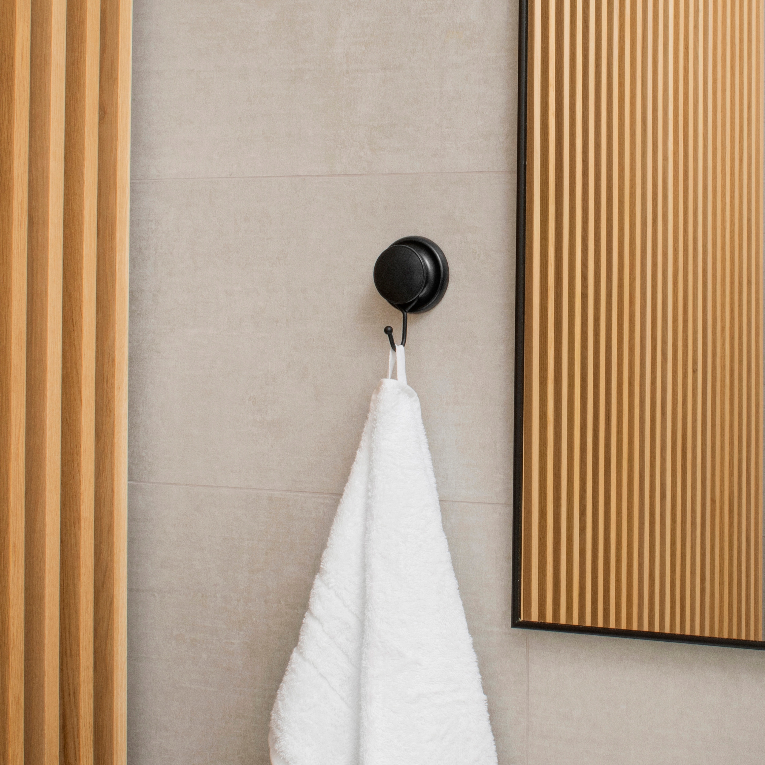 RĘCZNIKOWY UCHWYT NA PRZYSSAWKĘ HACZYK Materiał wykonania metal