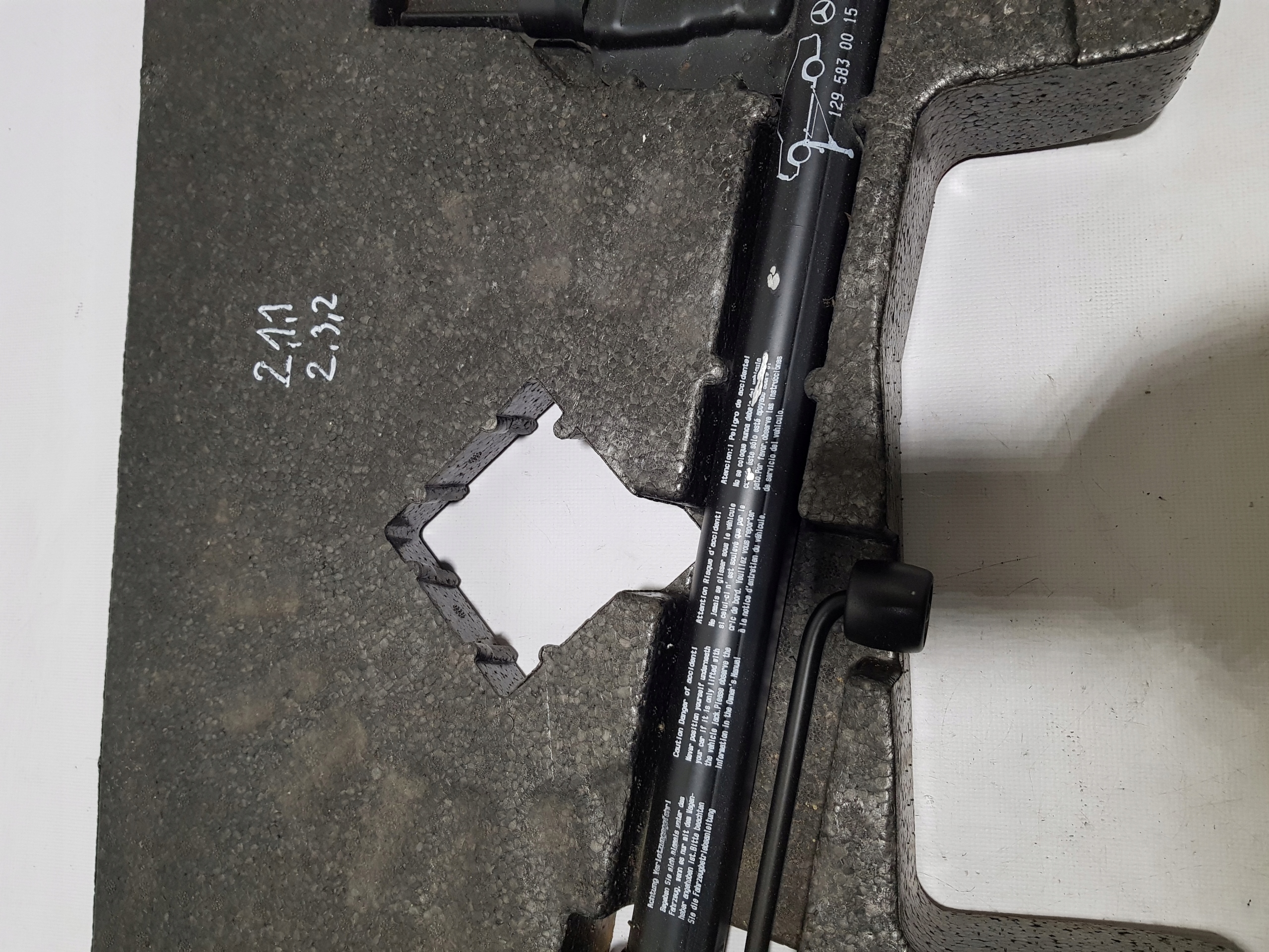 running board polystirene boot floor well MERCEDES SL R230 lift key