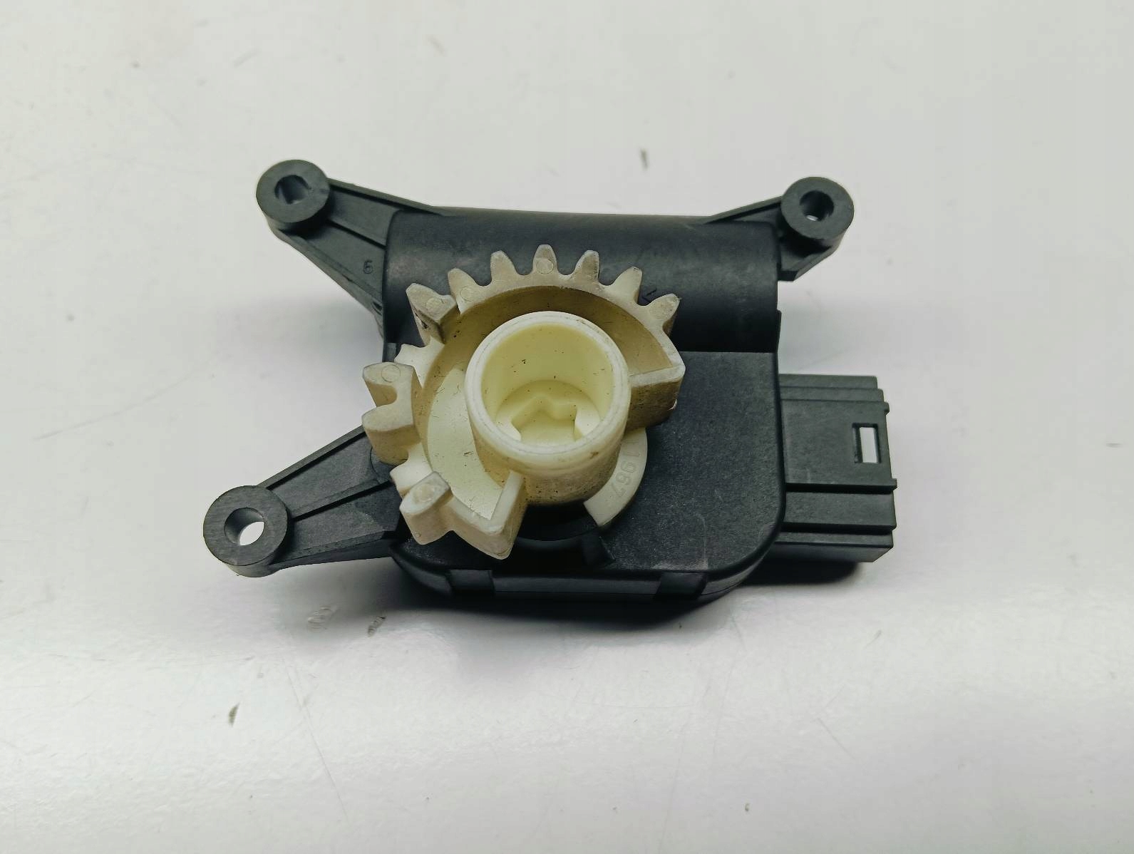 Régulateur Nadmuchu Seat Toledo III 2.0 TDI 06r 0132801337