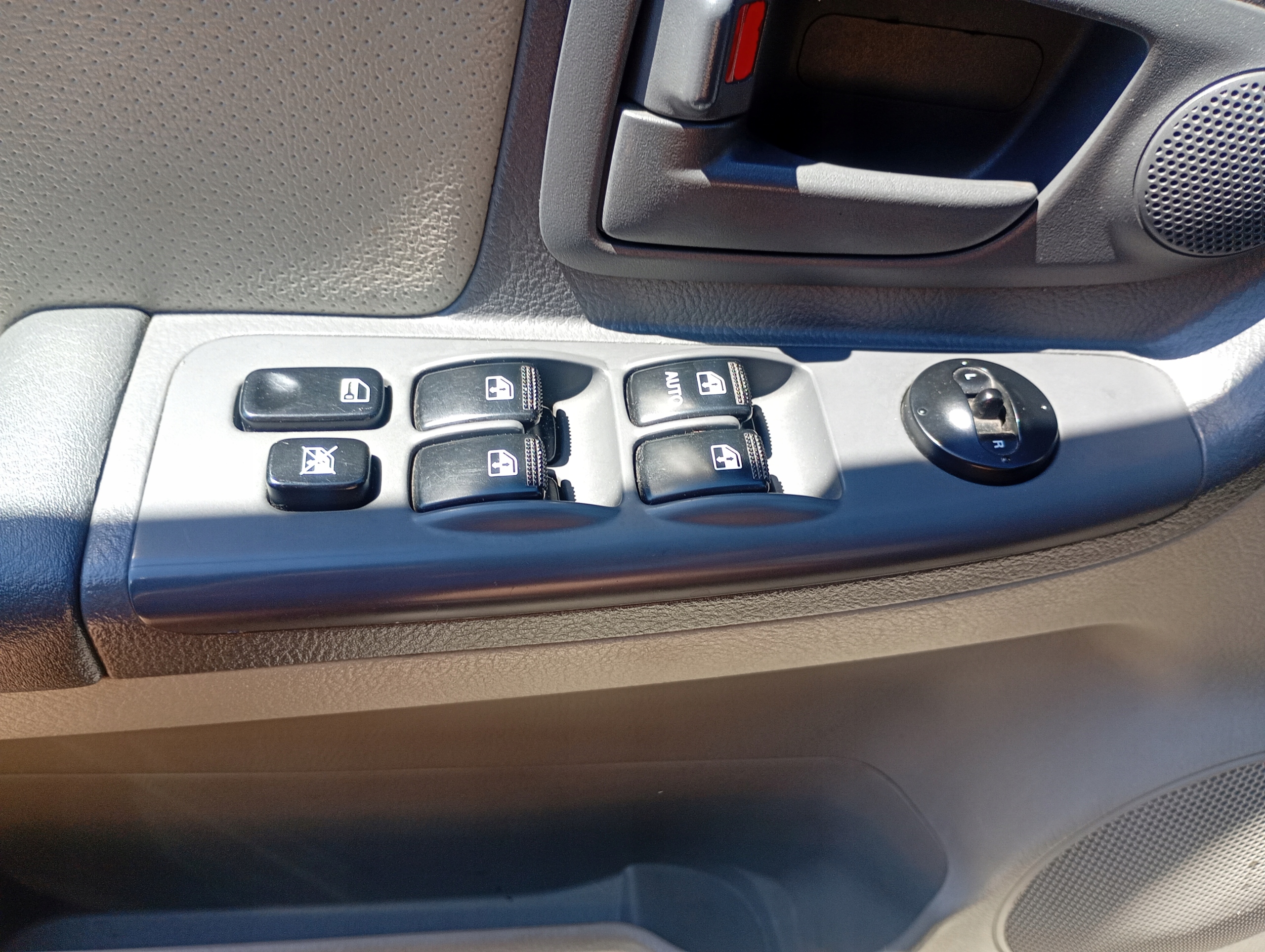 switch switch REGULACJA PANEL windows Kia CERATO 1 and 04-07