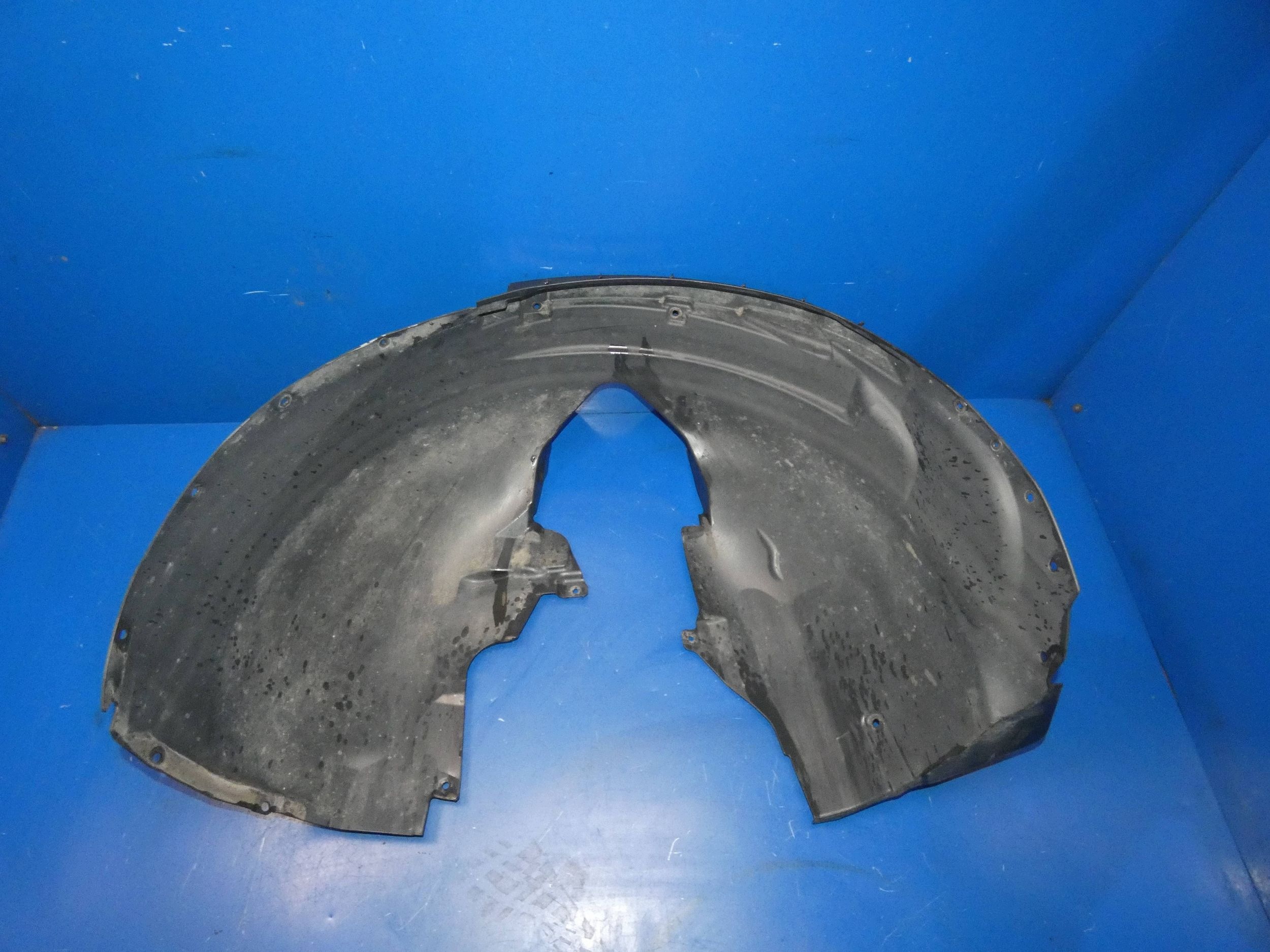 VOLVO XC60 II 17- mudguard left left front front