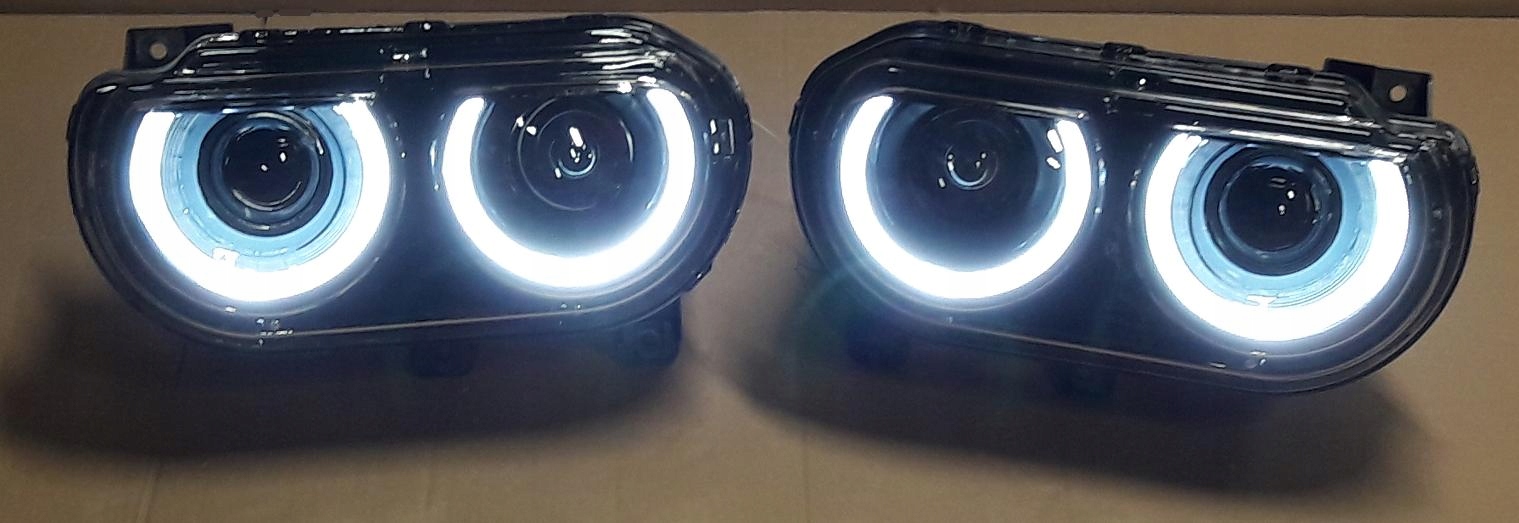 Dodge Challenger 2008-14 reflektory led lampy przednie ringi OD RĘKI