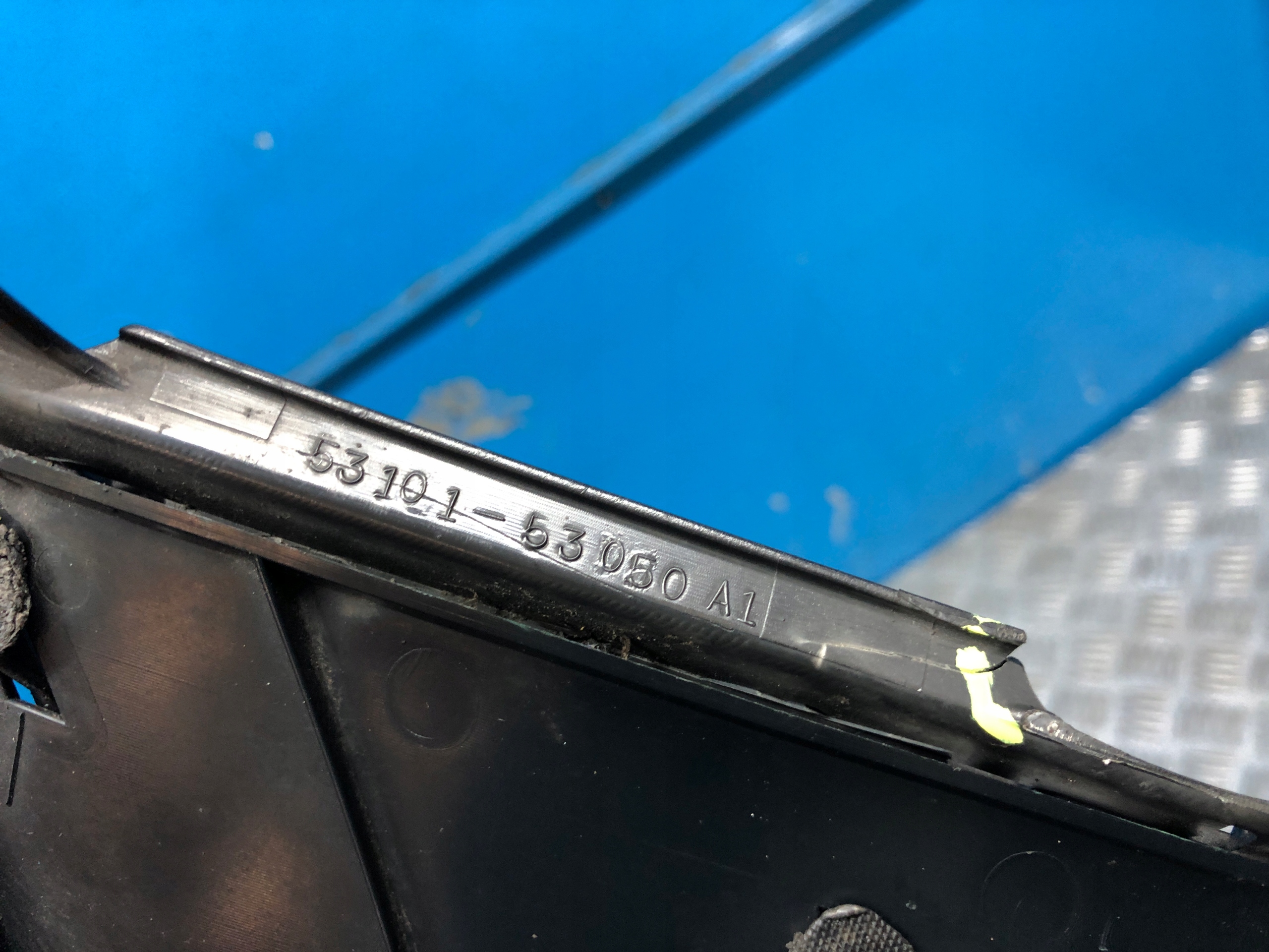 lexus oe 53155-53070 решетка радиатора