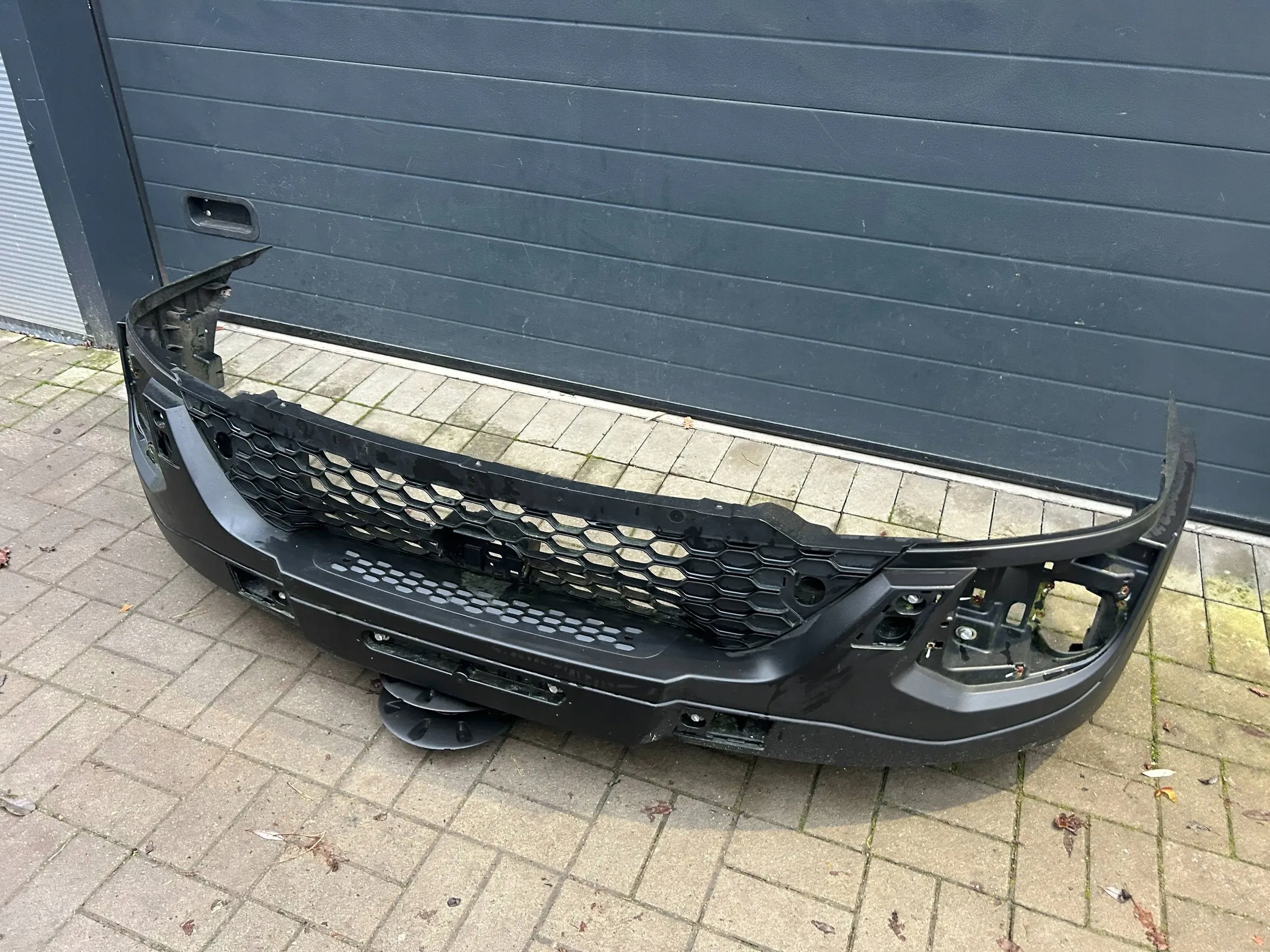 Iveco Daily 14- bumper front front