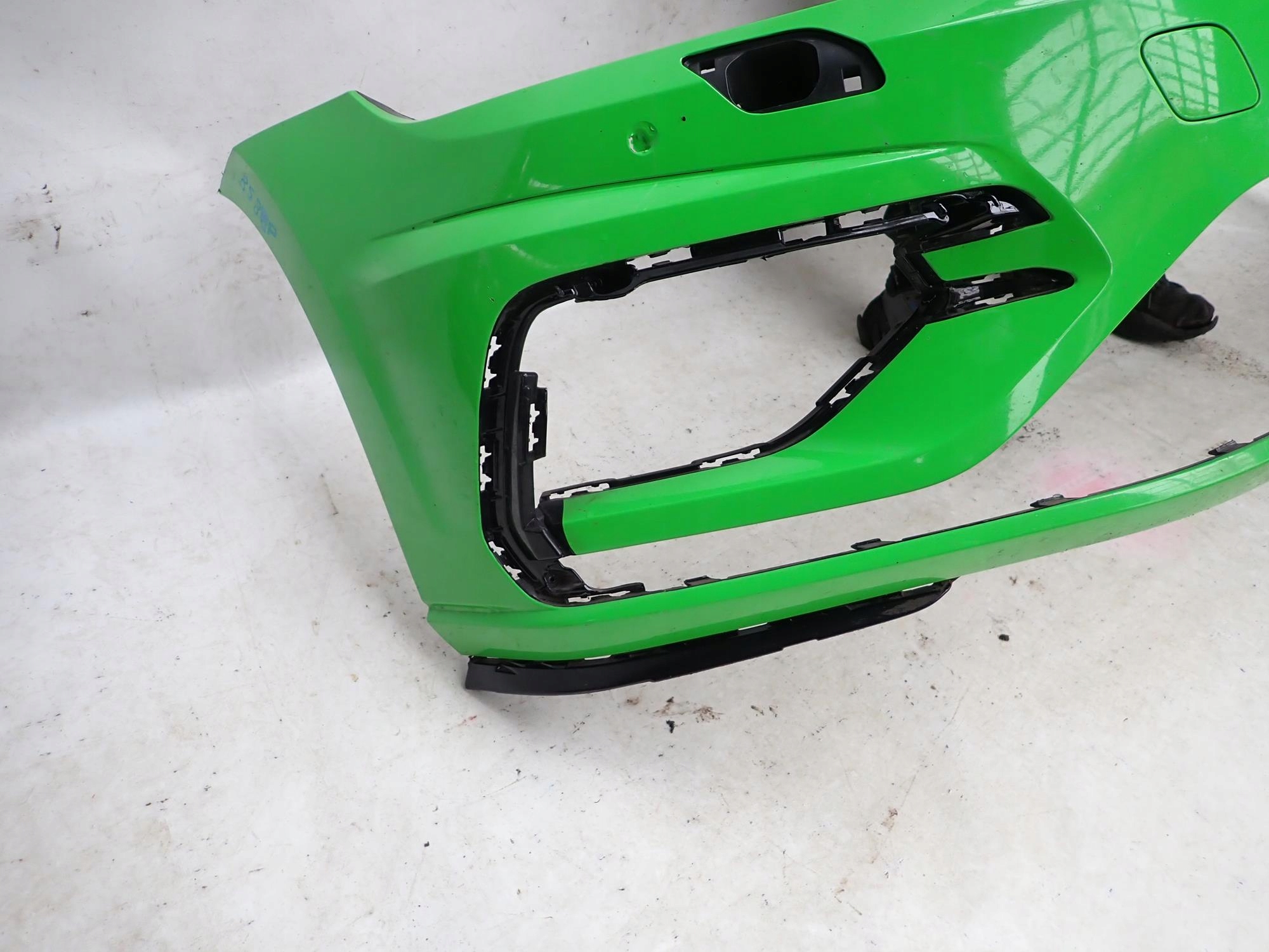 VW GOLF VII 7 R-LINE LIFT 16-20 bumper front front washer 4XPDC