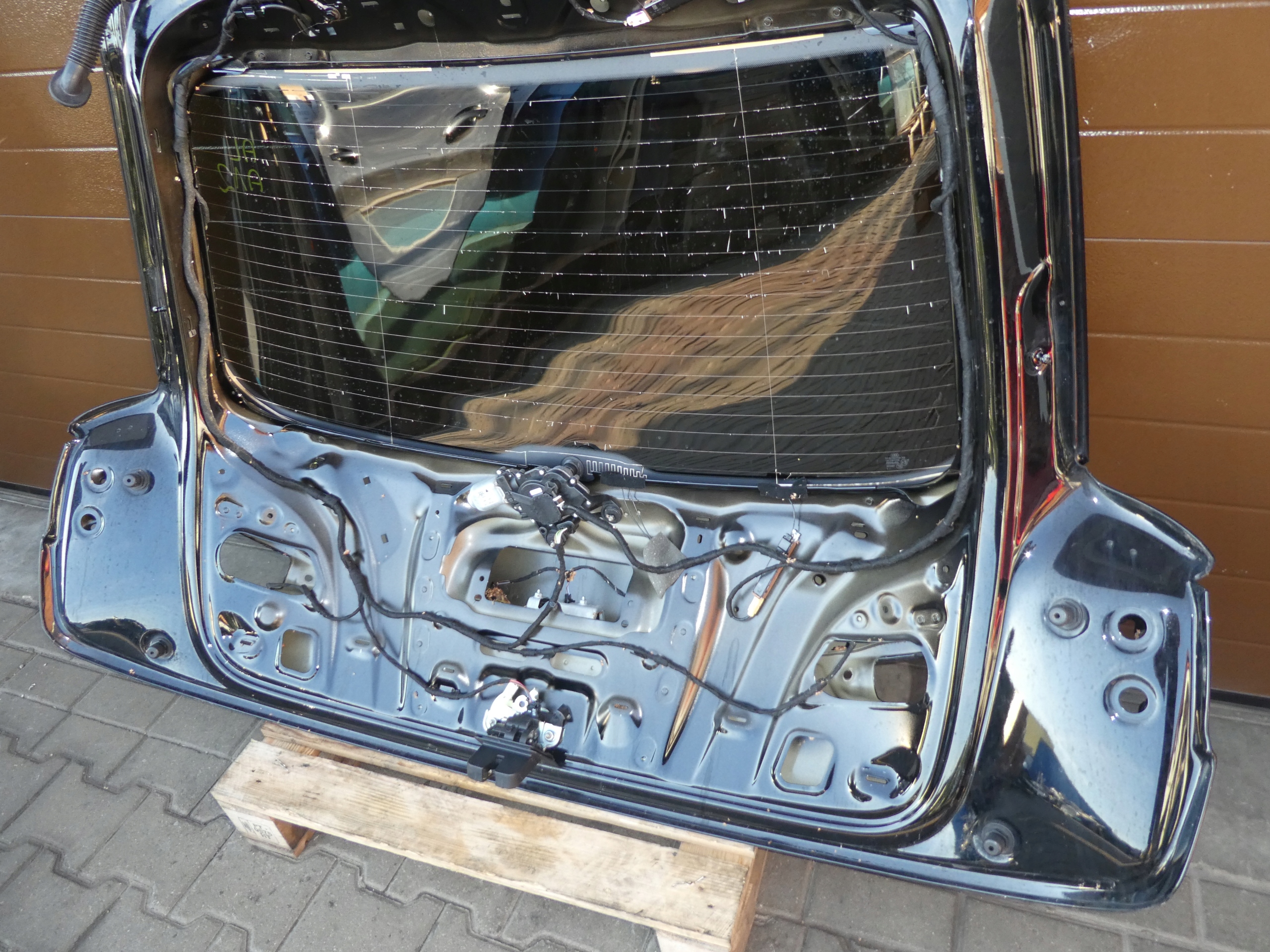 AUDI Q3 8U trunk door boot complete