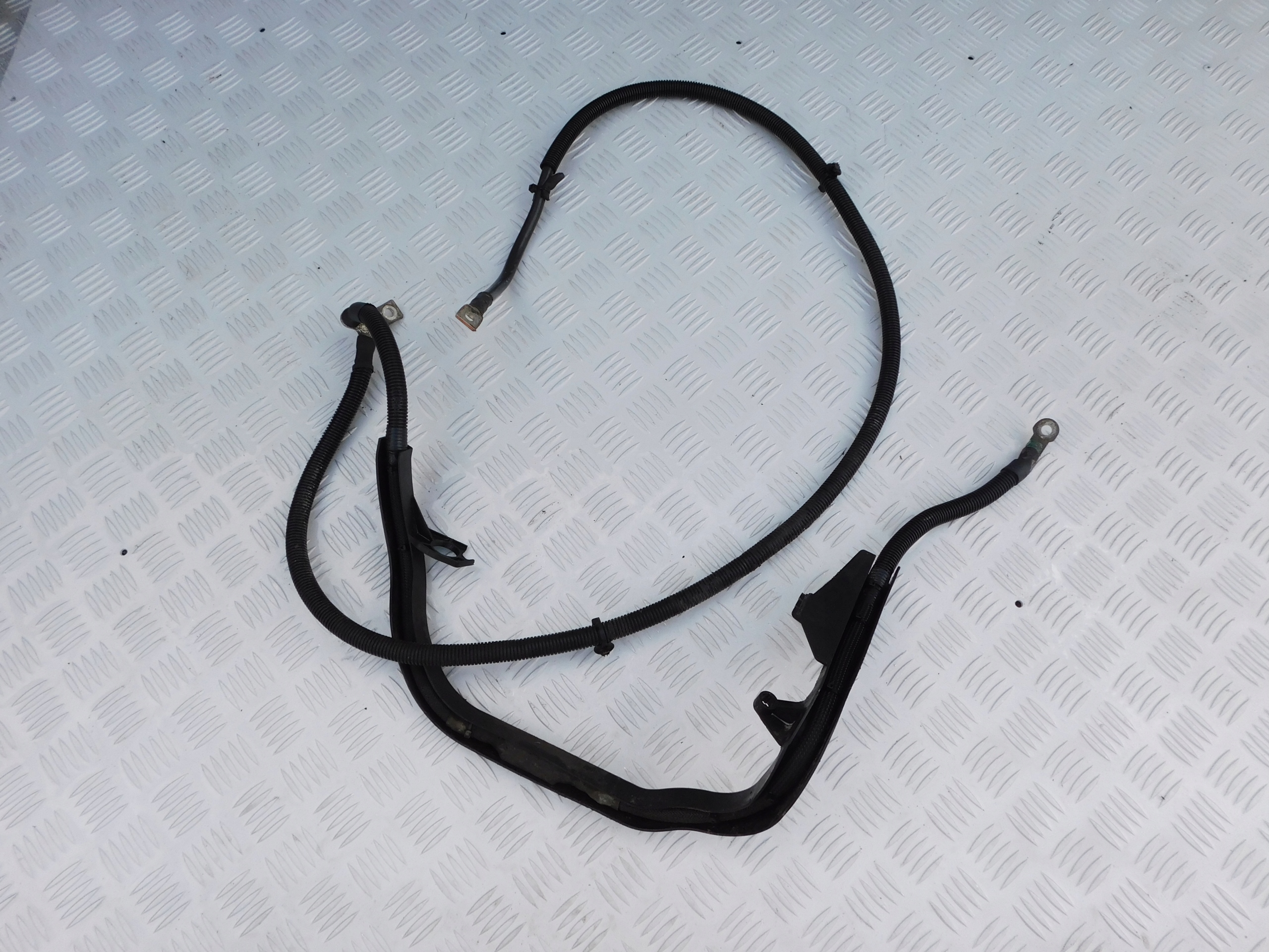Mercedes Sprinter 906 646 kabel plusowy Câblage