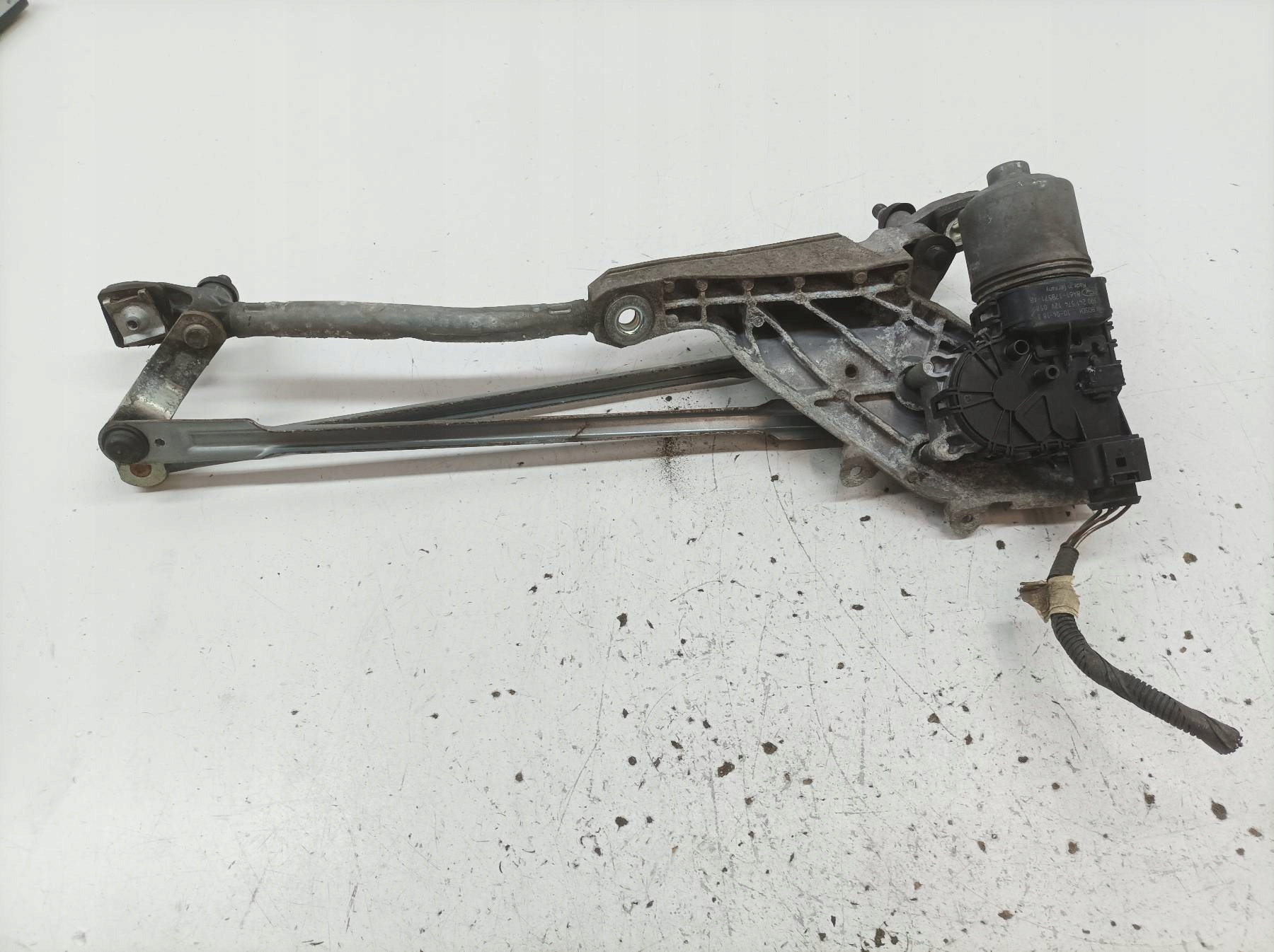 wiper mechanism front EU 8A61-17500-AE Ford Fiesta Mk7 (2008-2016)
