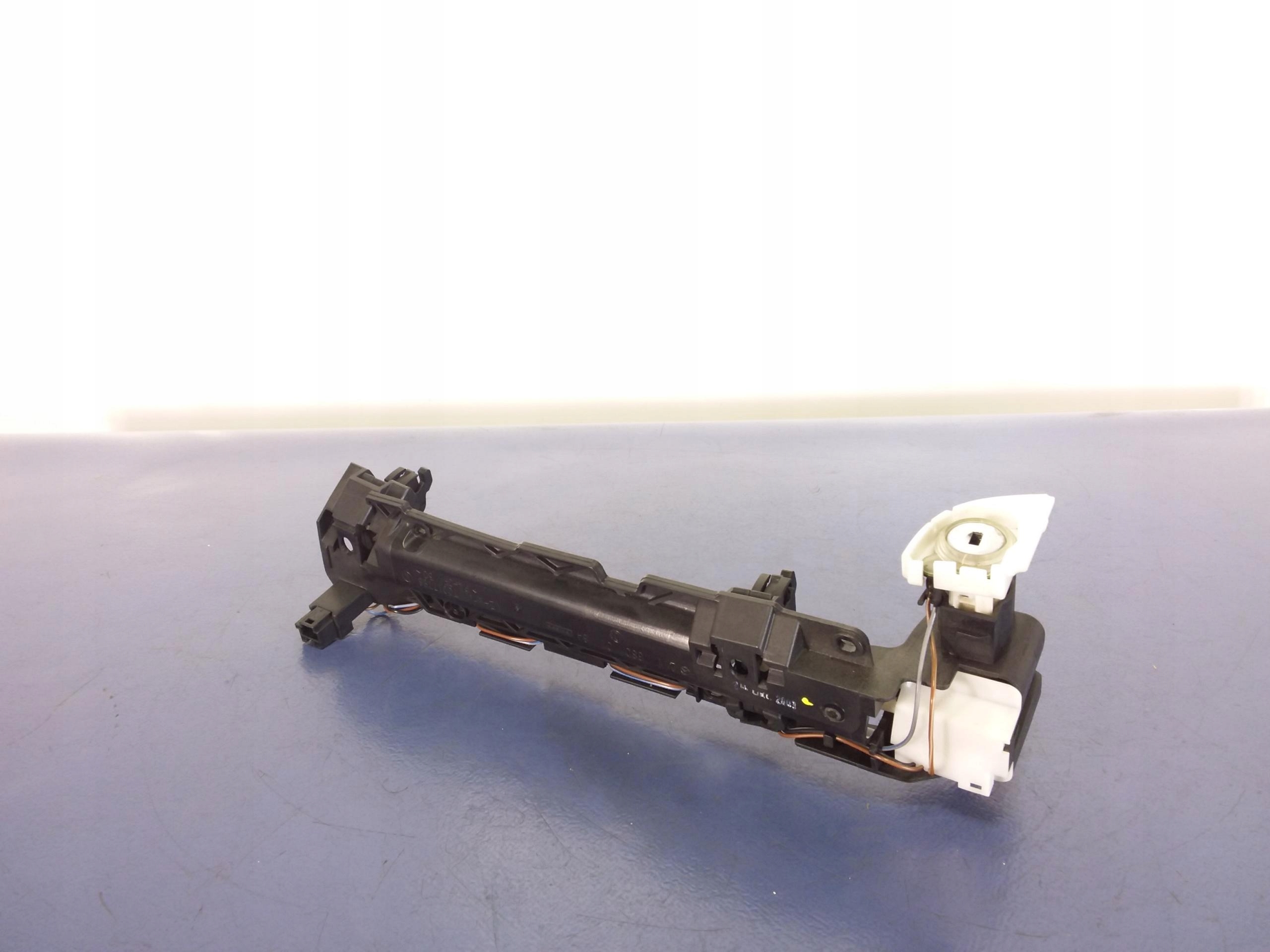 MERCEDES E W211 ZAMEK MECHANIZM SCHOWKA PASAŻERA