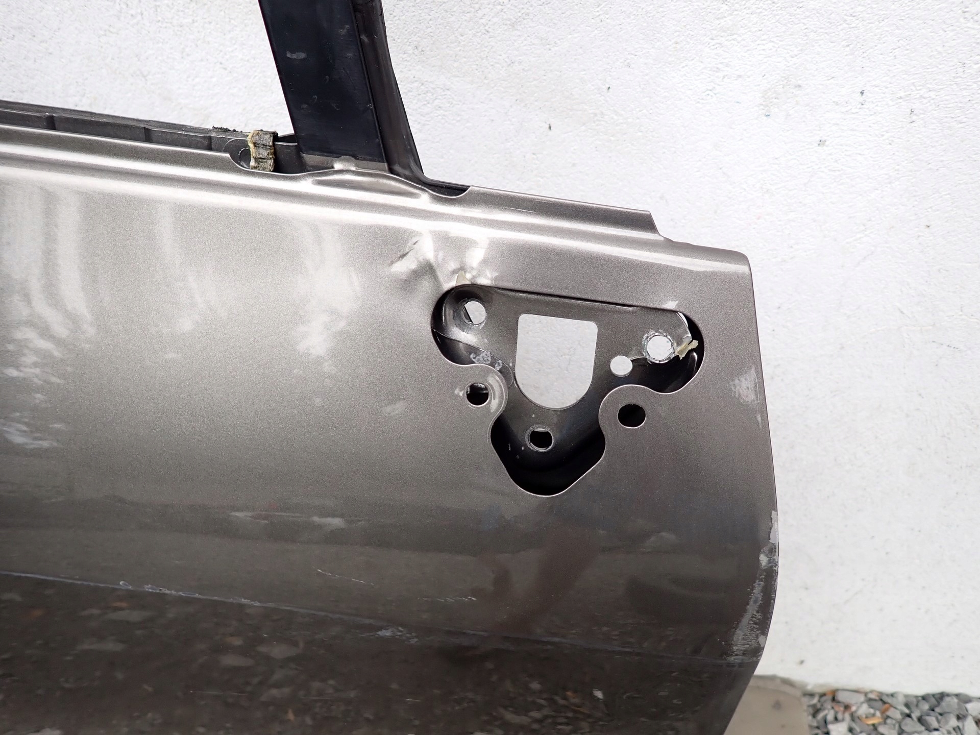 door right front right front TOYOTA VERSO R2 2009-2018R 670010F020