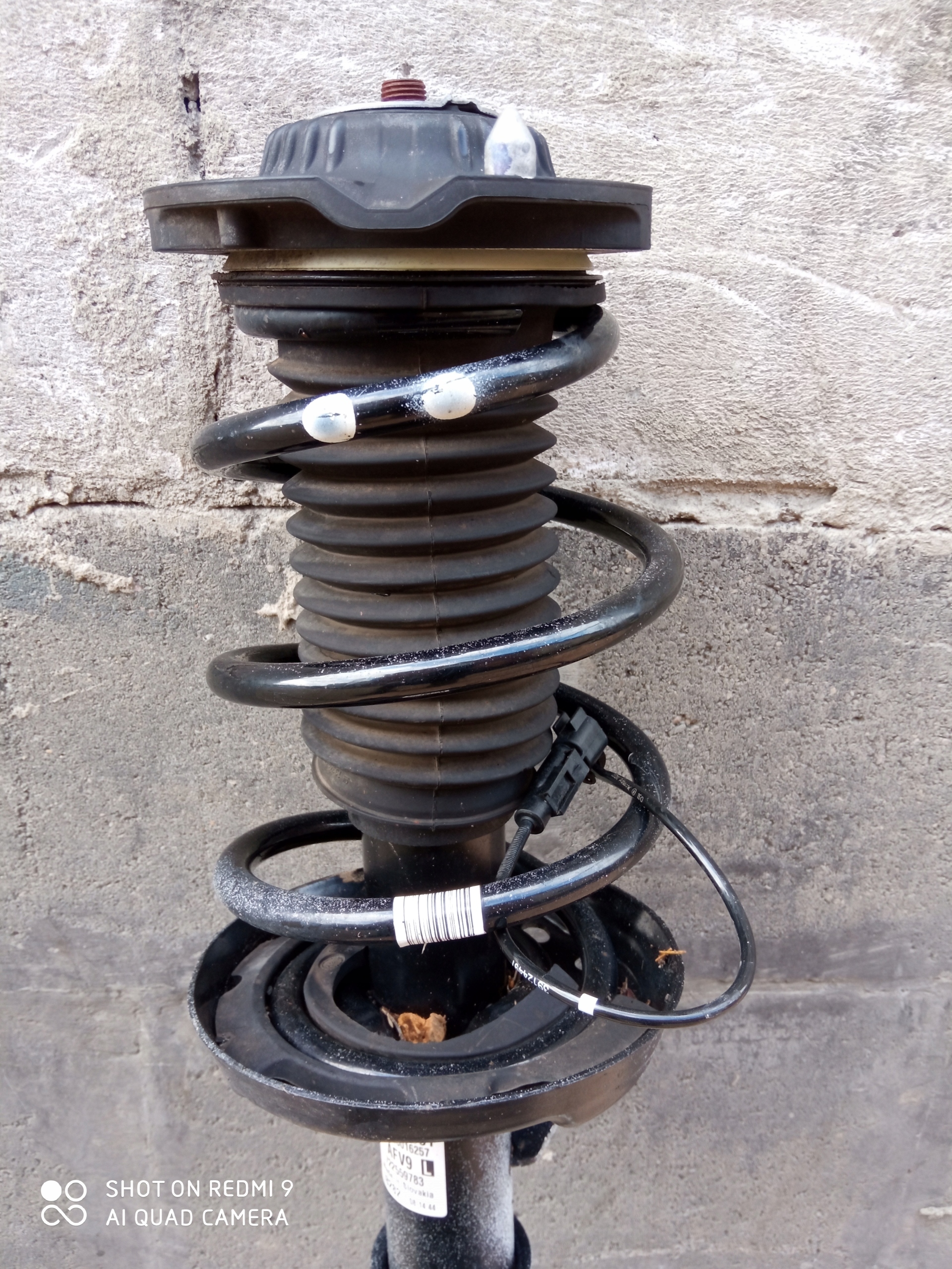 ASTRA K поворотный кулак, цапфа 1.6 битурбо левый