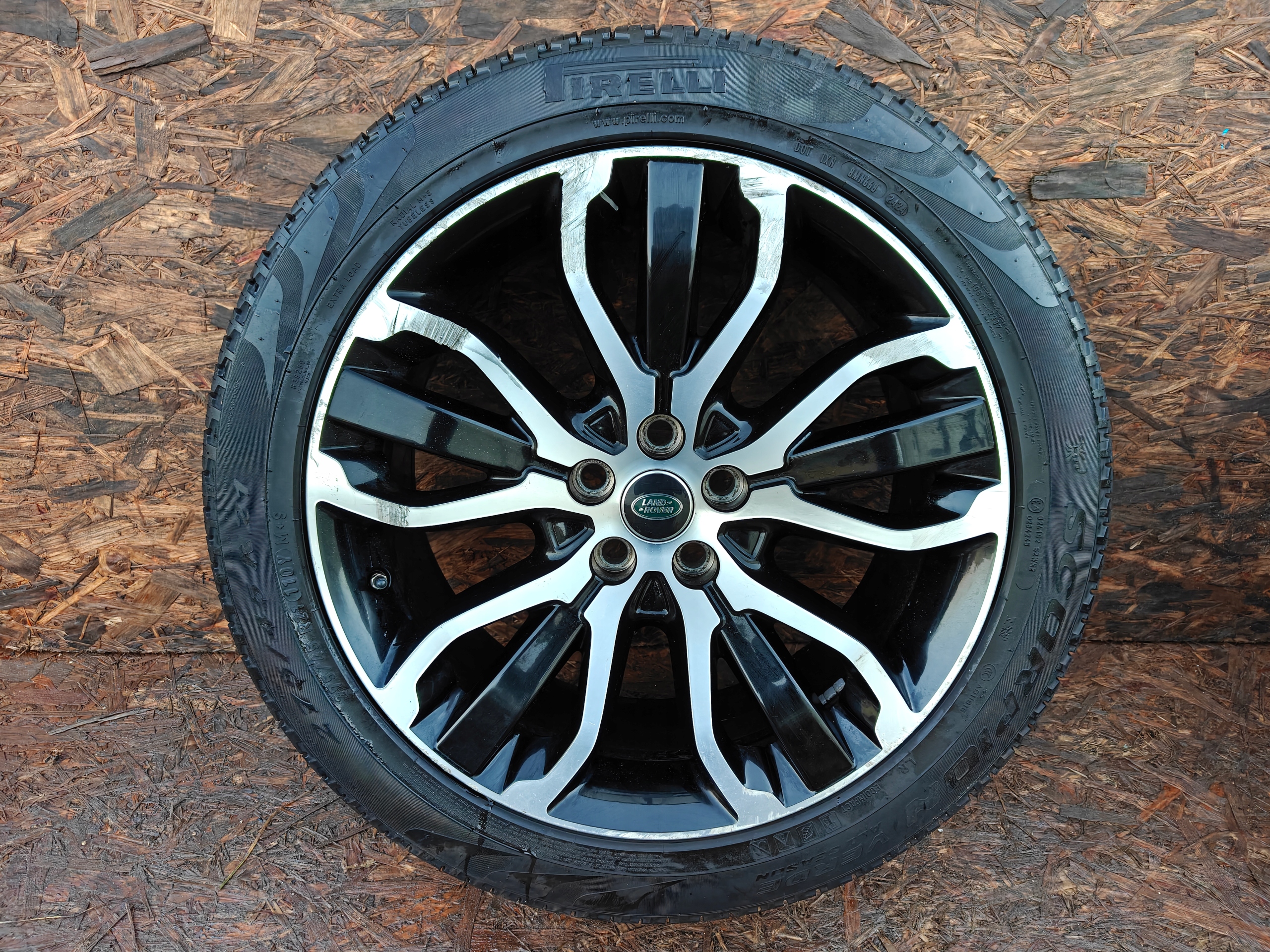 wheels discs RANGE ROVER SPORT L494 LIFT PIRELLI SCORPION ZERO 275 45 R21