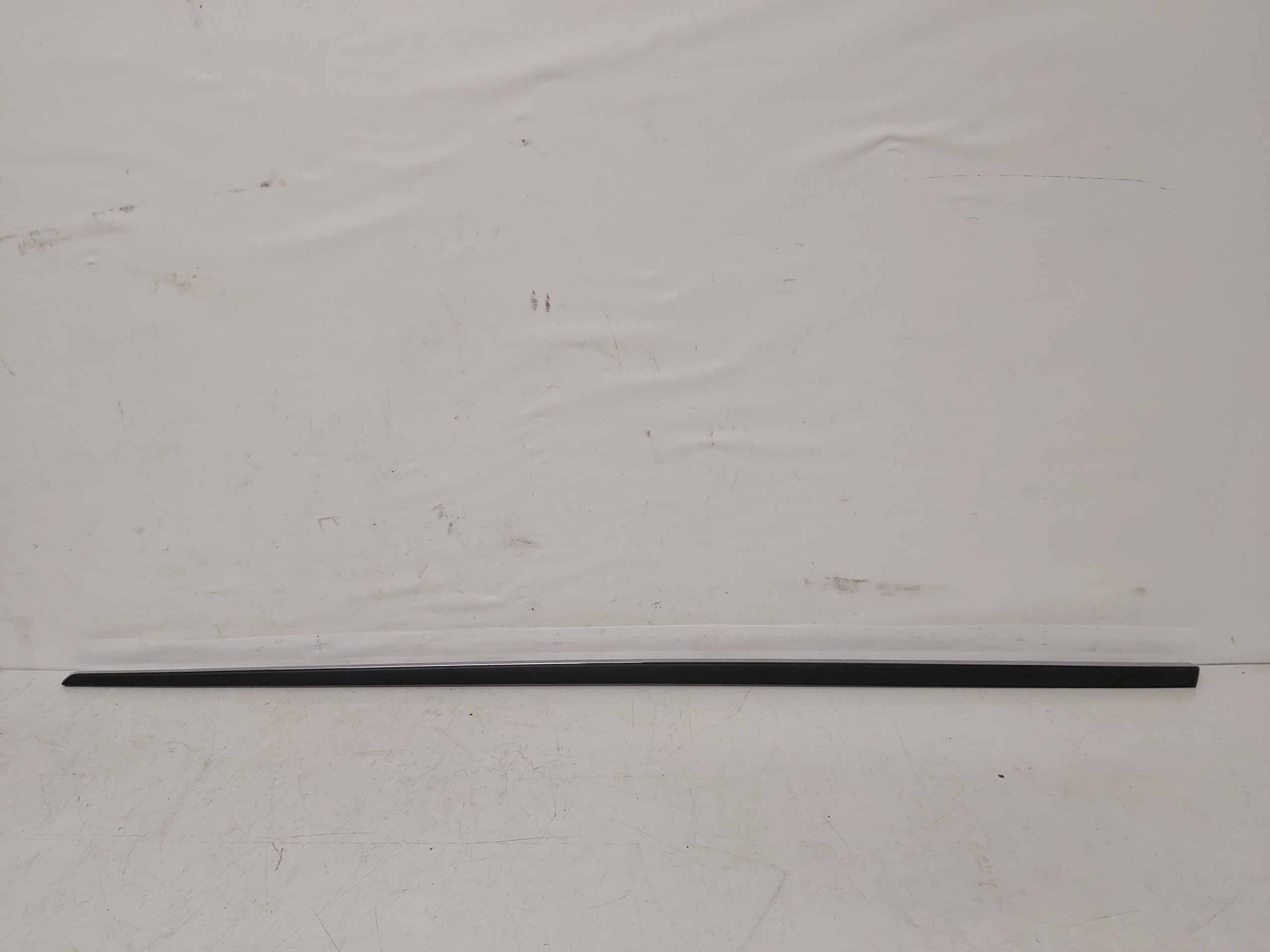 LISTWA CHROM MERCEDES EQE W295 A2956901301