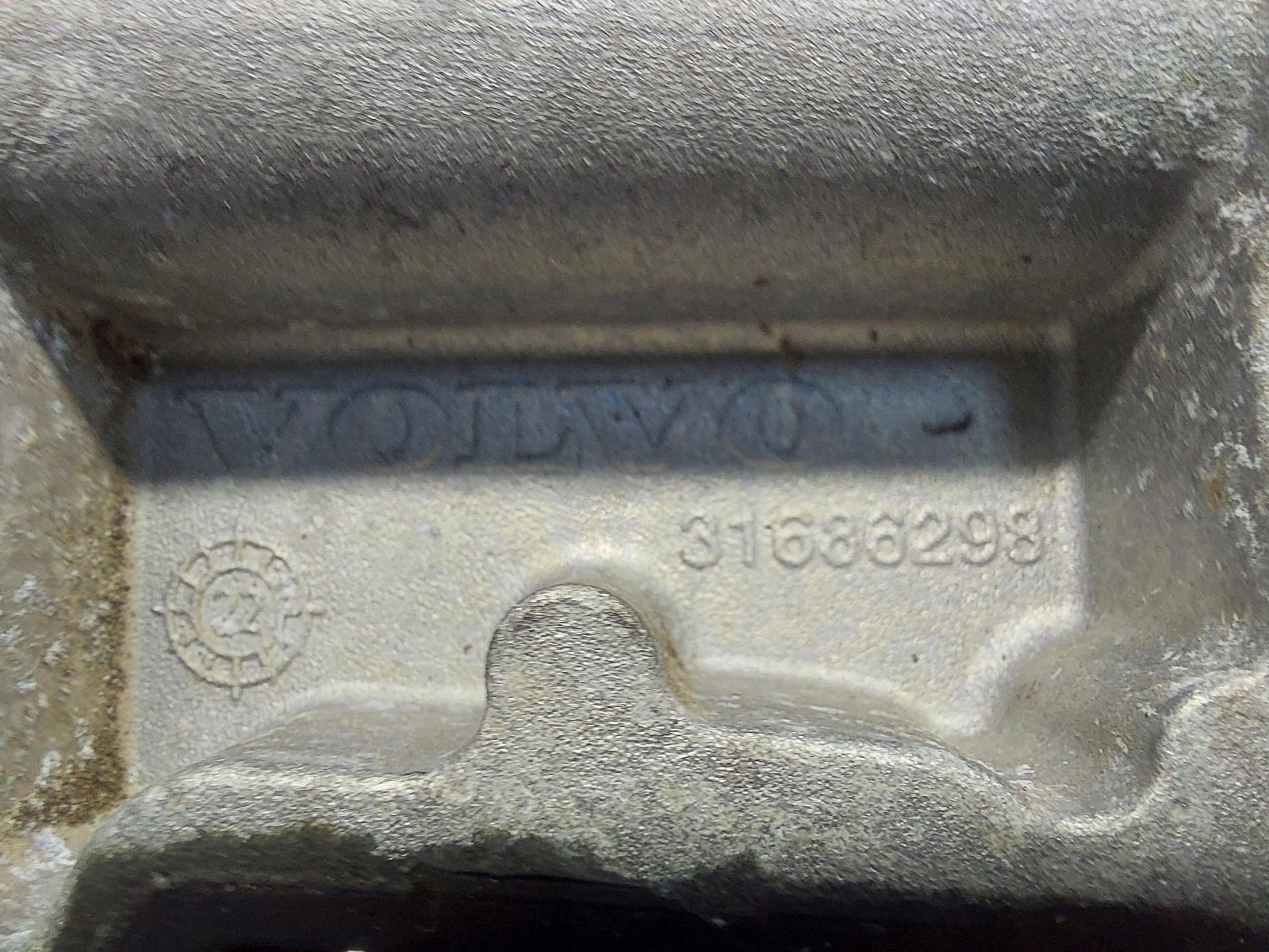 VOLVO XC40 LIFT engine mount 31686298