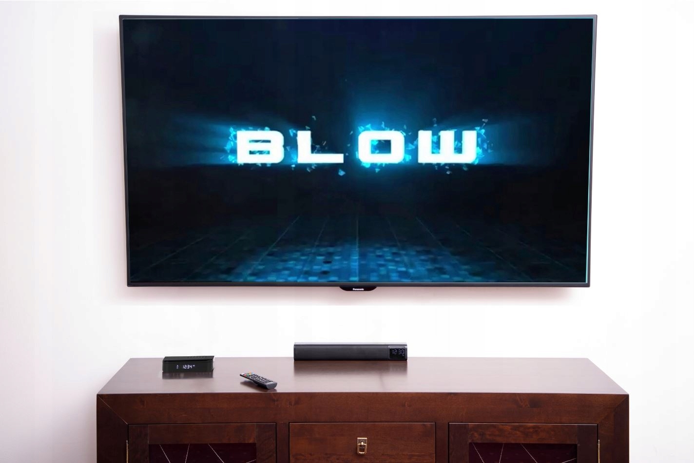 MULTIMEDIALNY ODTWARZACZ SMART BOX TV ANDROID 4K Kolor czarny