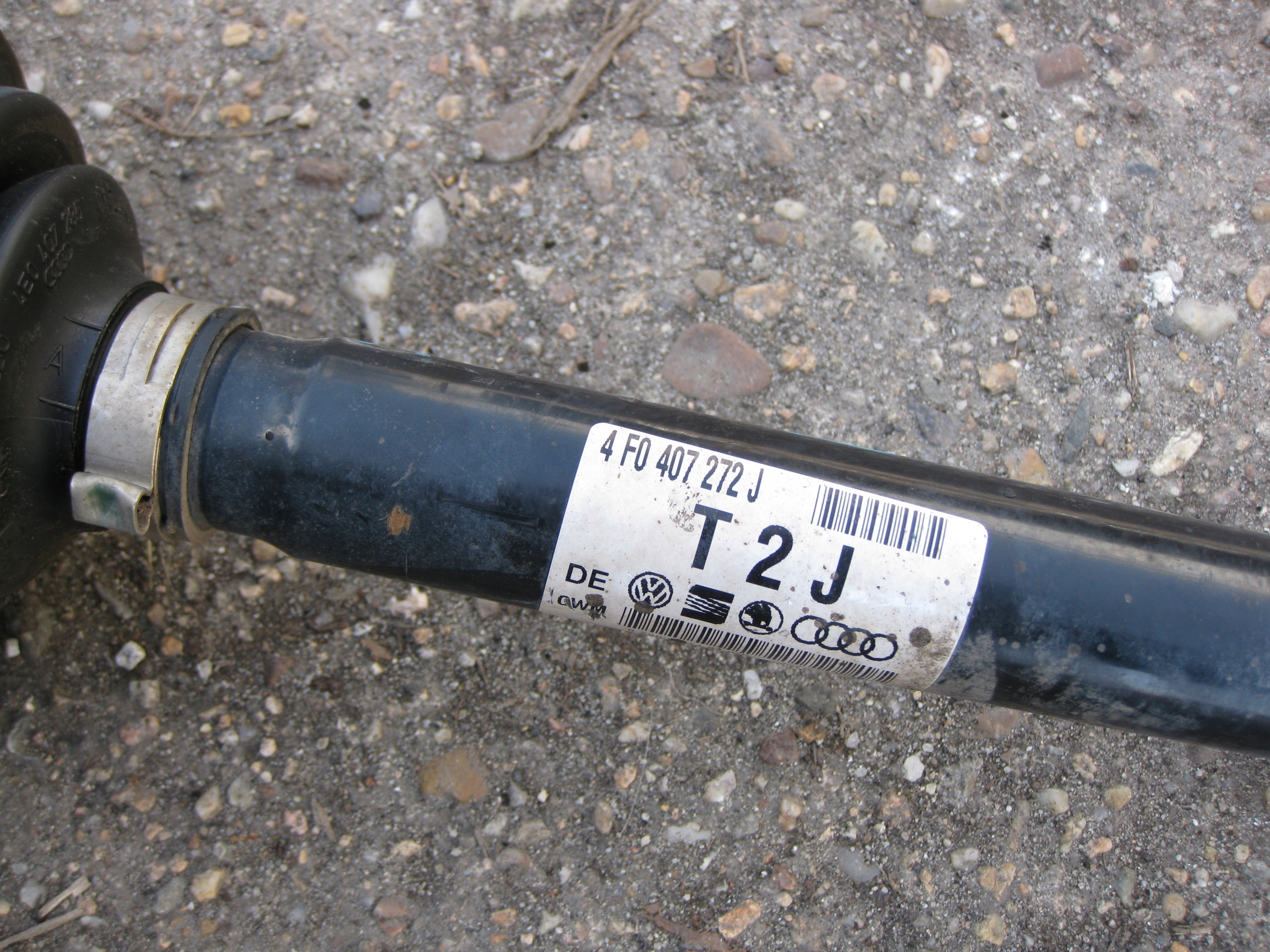 AUDI A6 C6 KOMBI 2.7 TDI 07R semi-axis right front 4F0407272J