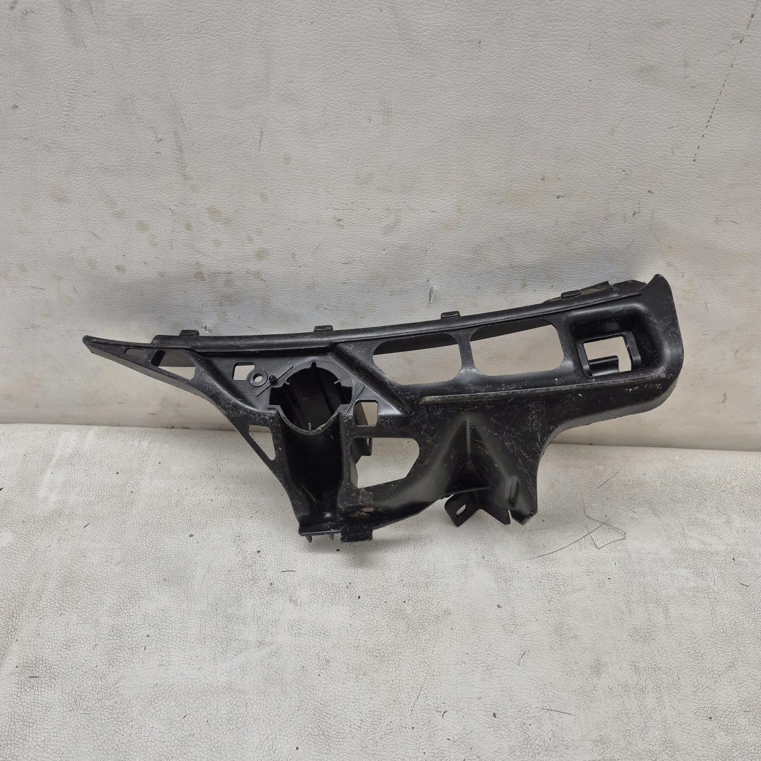 VW GOLF VI 6 08-12 holder support right front front