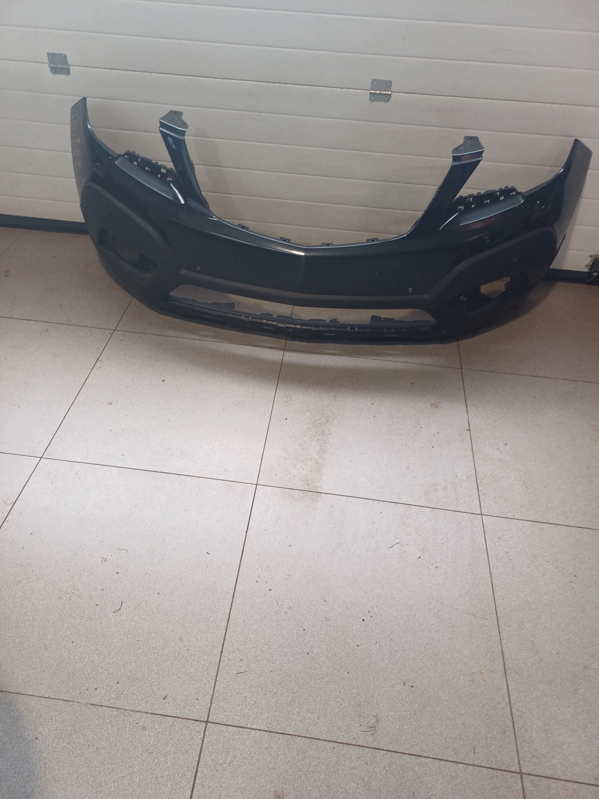 bumper front front OPEL MOKKA 4 X PDC 95122388