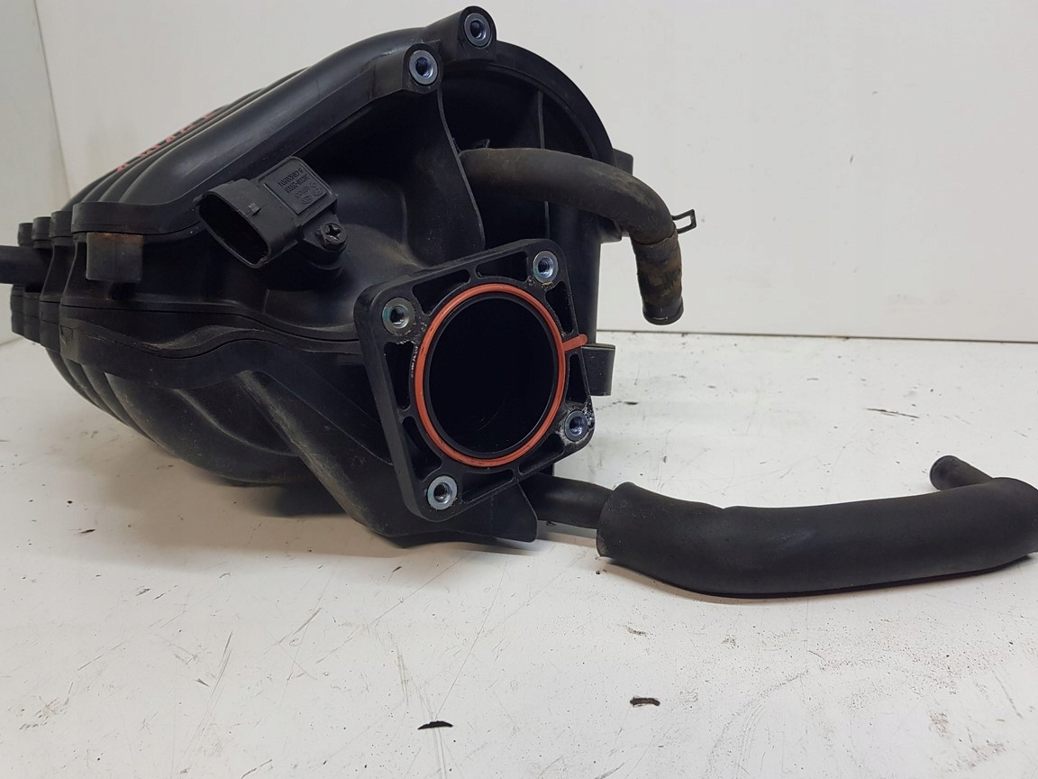 KIA VENGA IX20 intake manifold 1,4 1,6 BENZ 2009