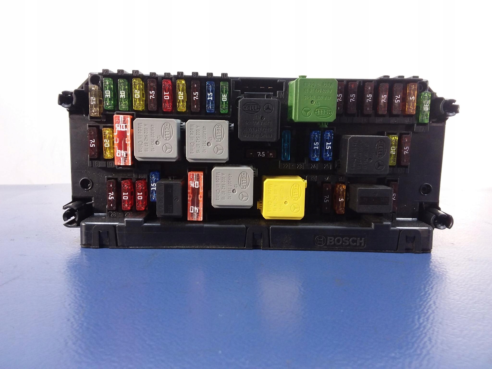 CLS W218 250 CDI SKRZYNKA BEZPIECZNIKÓW MODUŁ SAM