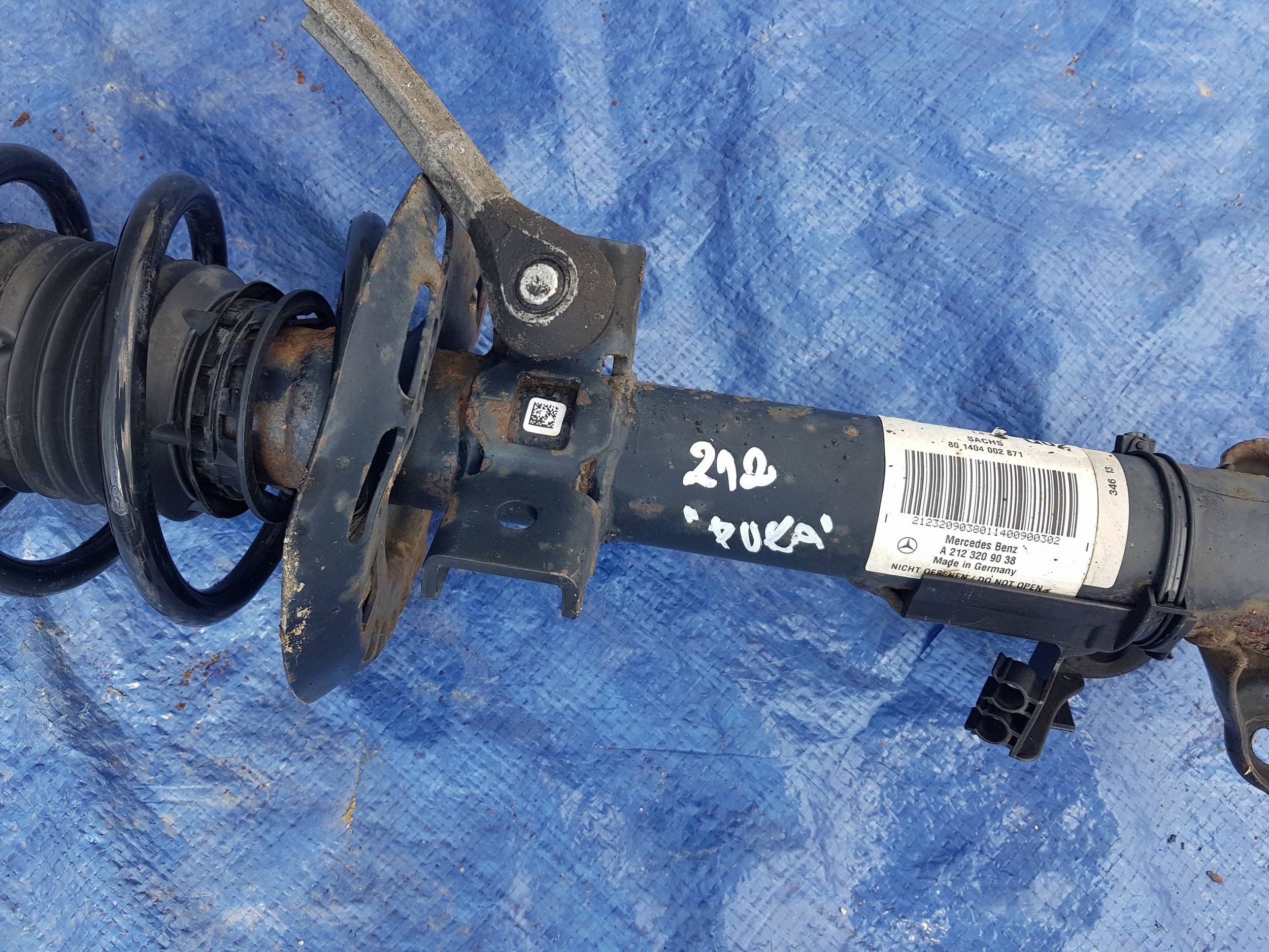 shock absorber front front right left Mercedes E W212 2123209038