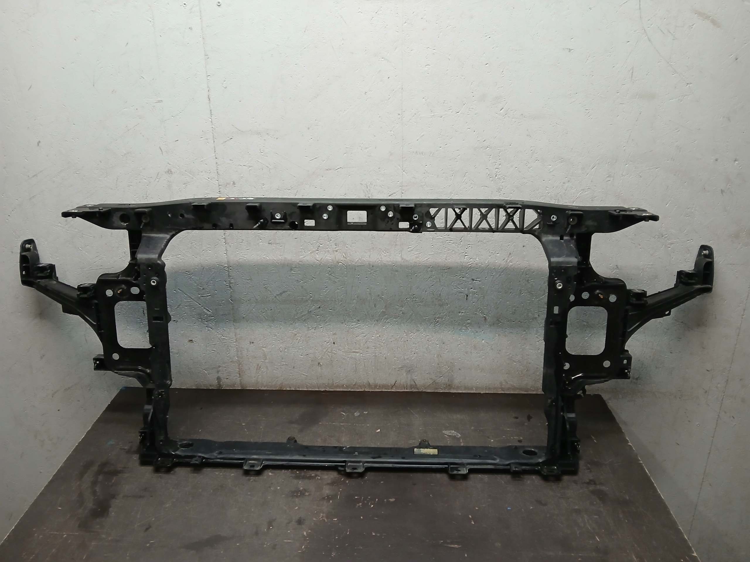 support panel for radiators HYUNDAI I30 I30N 64101-S0000