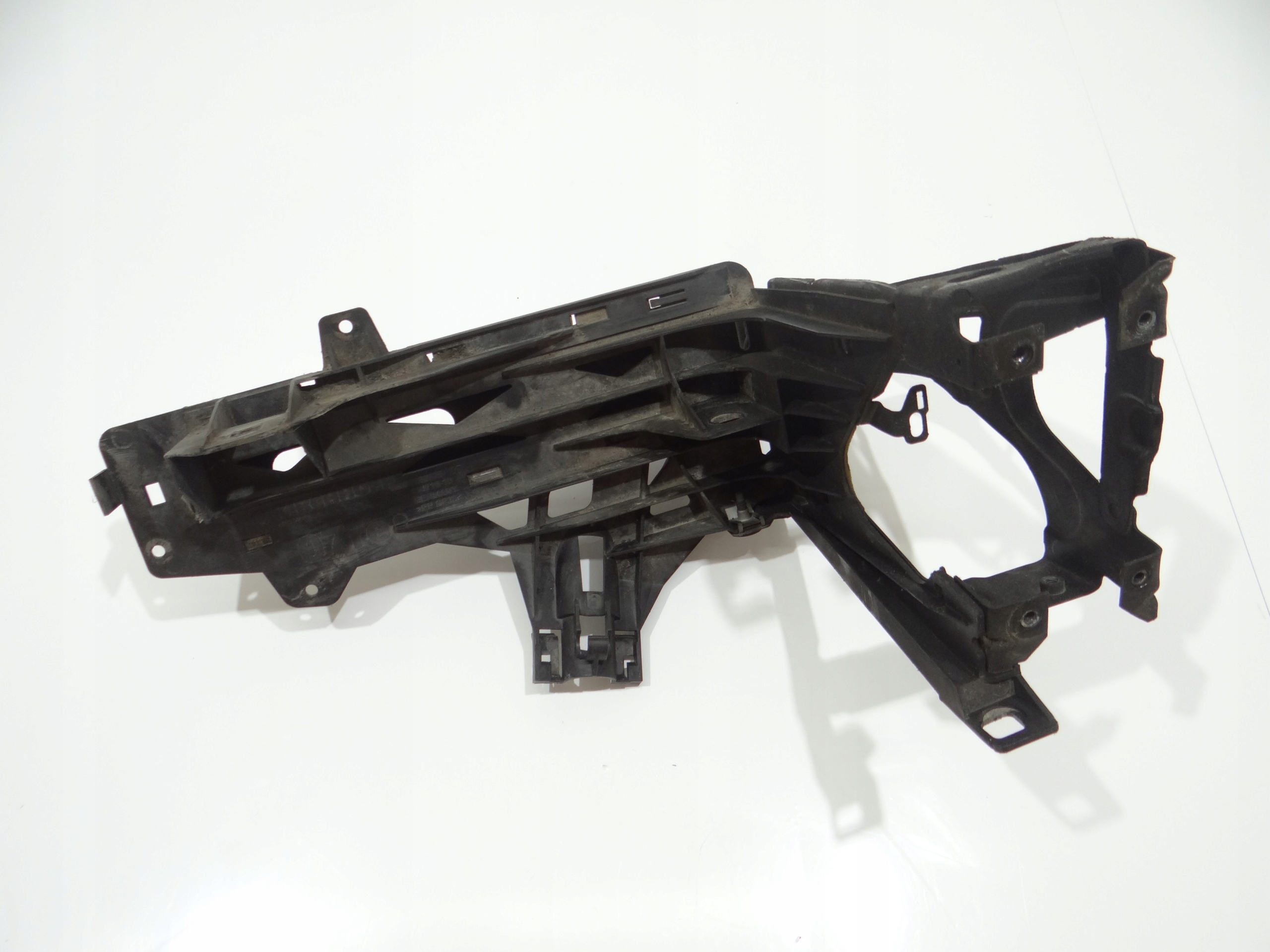 support holder lights right front BMW F07 7200777