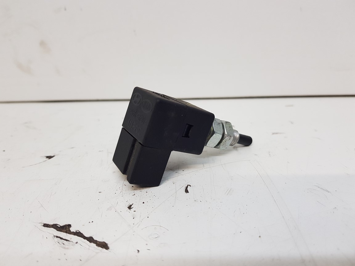 HYUNDAI I40 CZUJNIK HAMULCA 2011-