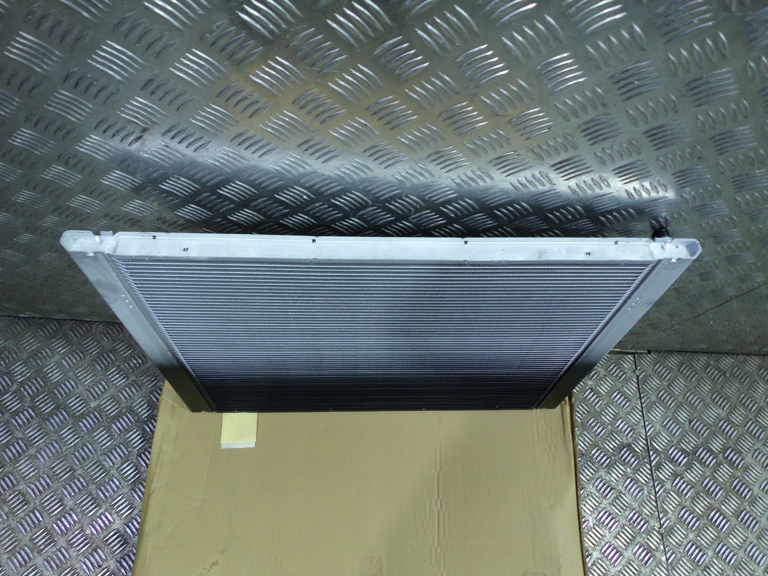 BMW 7 E65 E66 730i CHŁODNICA WODY NOWA 7553666 Numer katalogowy części 7553666