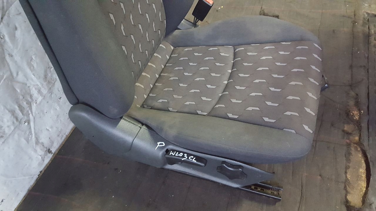 Siège Avant Droite Passegers Mercedes W203 CL