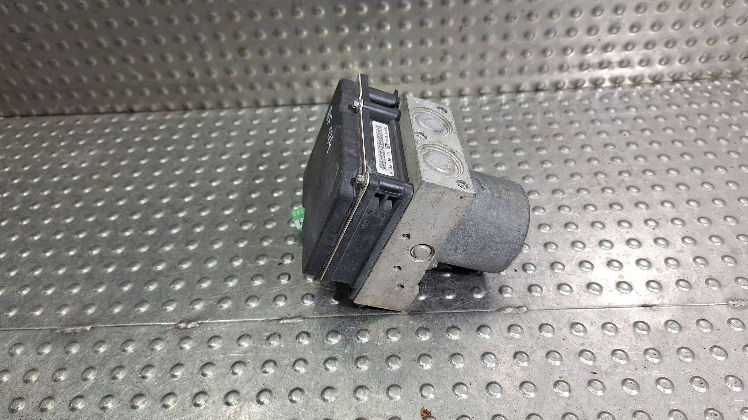 pump control unit ABS 8C11-2C405-AB 0265235436 0265950773 FORD TRANSIT MK7