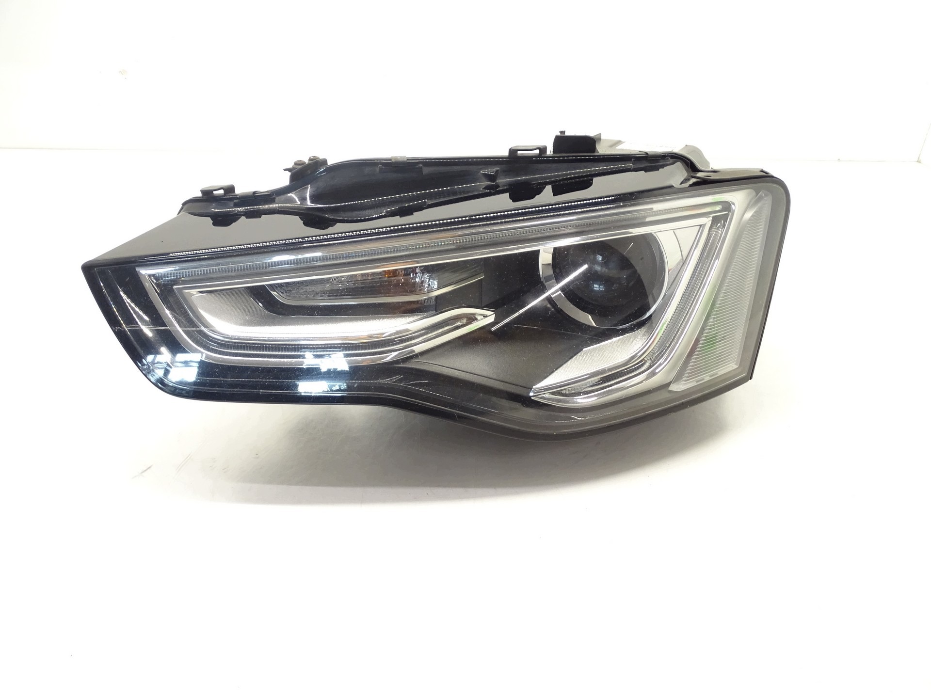 light BI-XENON left front left front AUDI A5 8T LIFT UK 8T0941005D