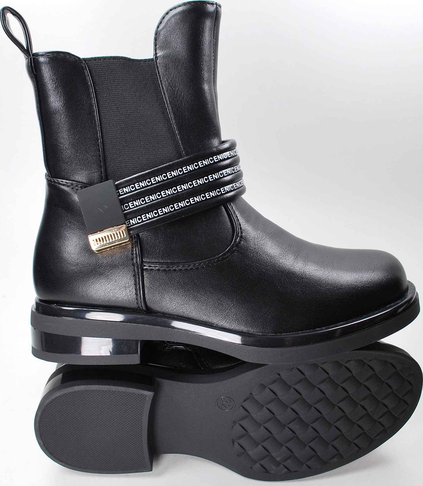 CZARNE dziewczęce ELEGANCKIE WYSOKIE BOTKI dla dziewczynki na suwak r 32 Bohater / Bajka brak