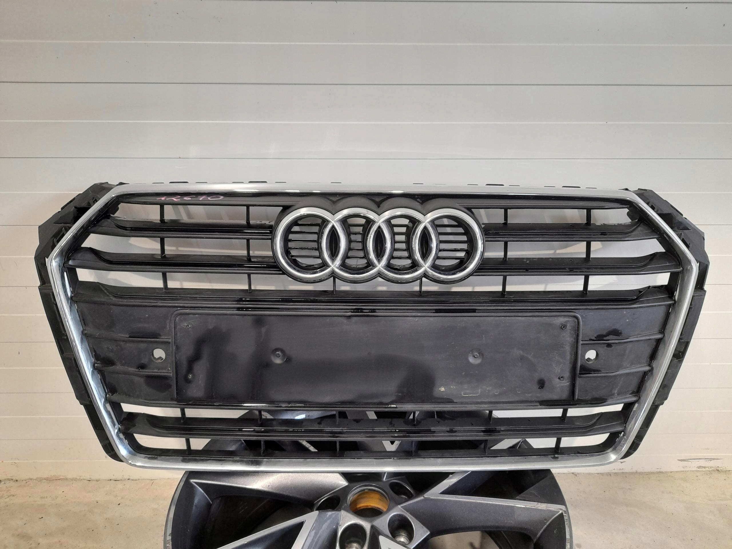 Audi A4 B9 Kühlergrill FRONTGRILL Kühlergitter - Thumbnail 1