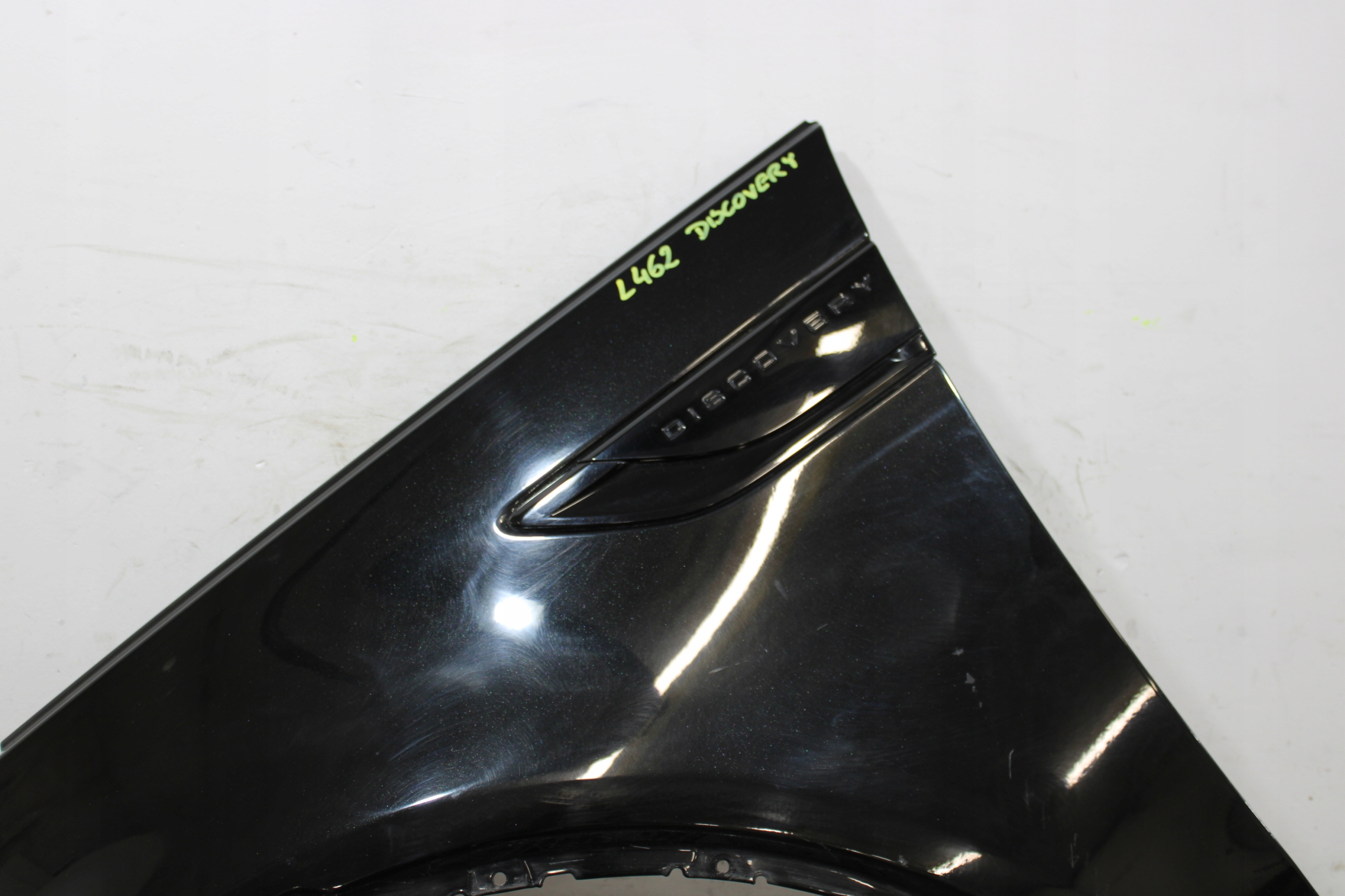 fender left front left front LAND ROVER DISCOVERY V 5 L462