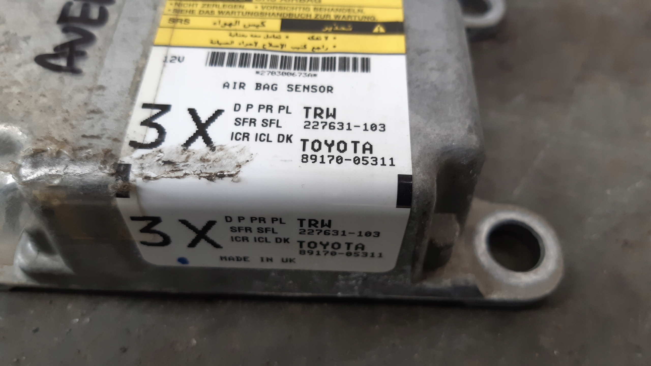 panneau d'instruments console airbag sensor kpl Toyota Avensis T27