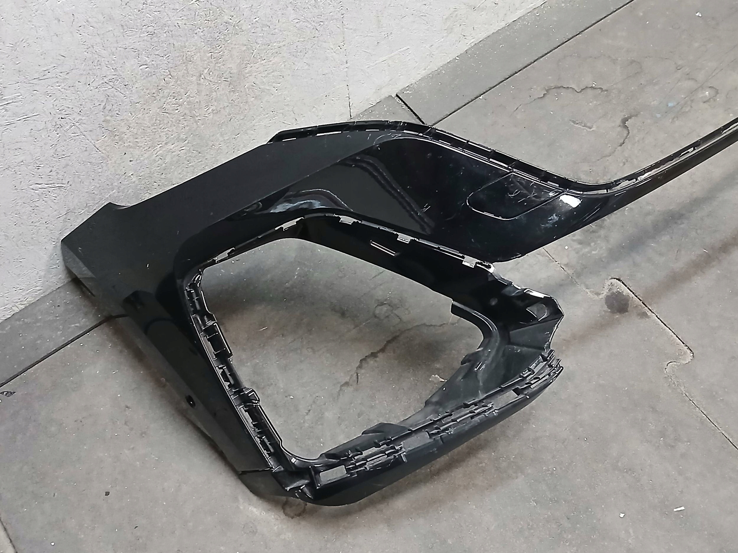 bumper front AUDI Q8 LIFT S LINE