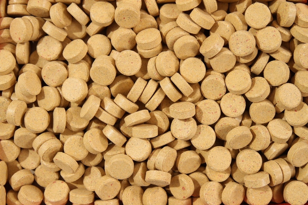 Levně Krmivo Pro Ryby S Vysokým Obsahem Bílkovin Eigelbtablets Glopex 1KG Krmivo Pro Ryby